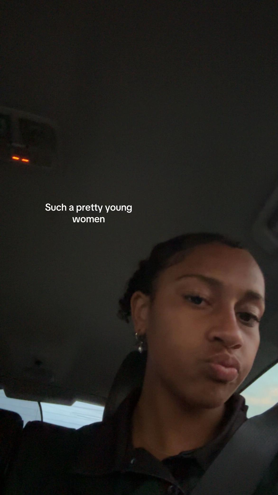 @Lyricc.