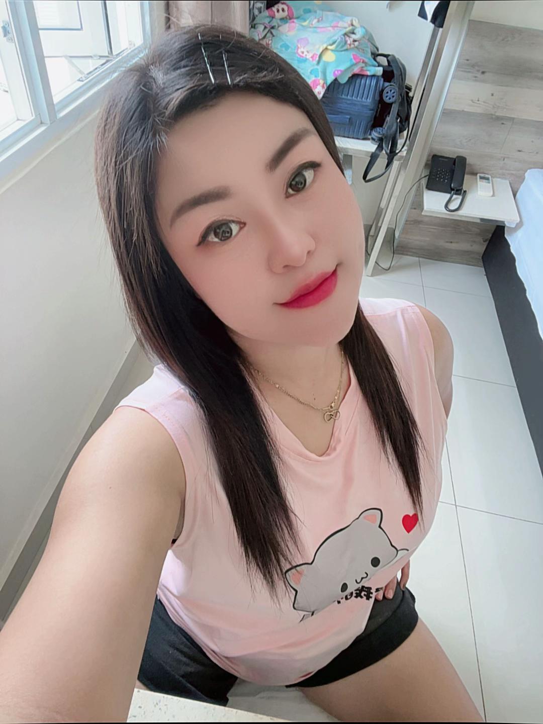 @chompoo