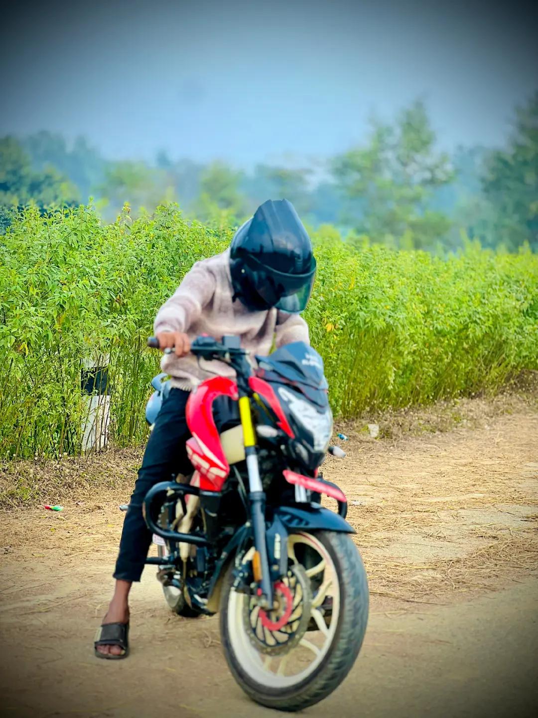 @Santosh... ❤️🩹💗❤️🔥