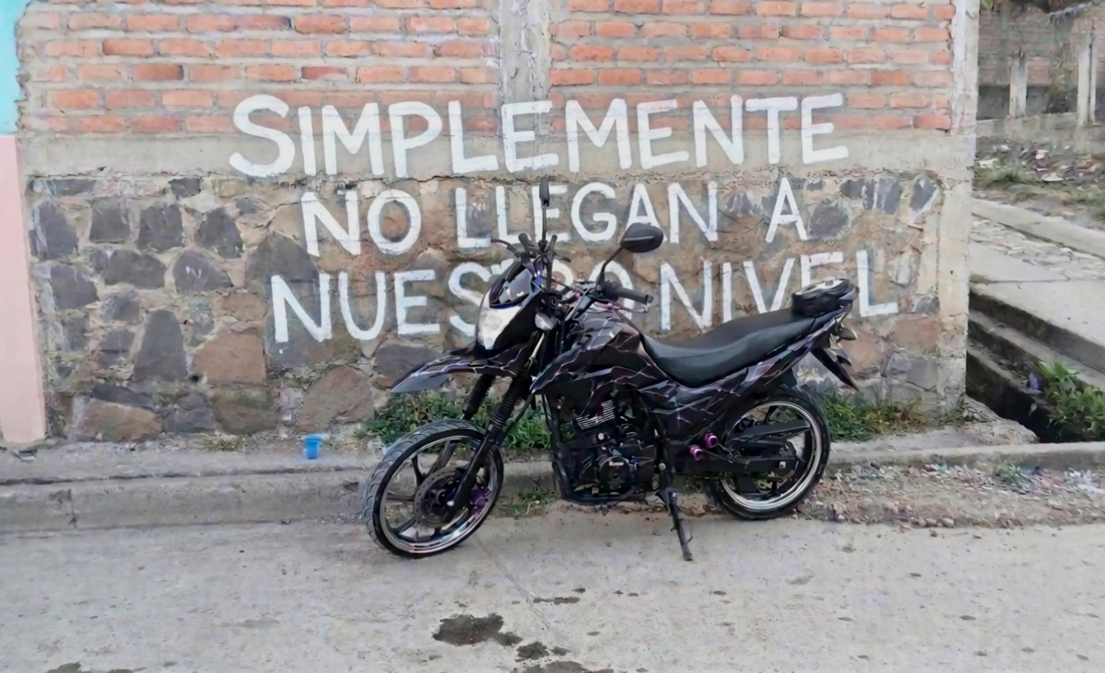 @0nys