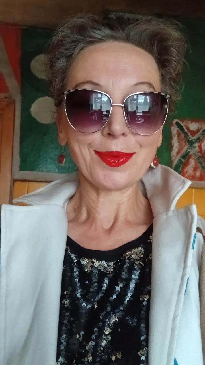@Marija