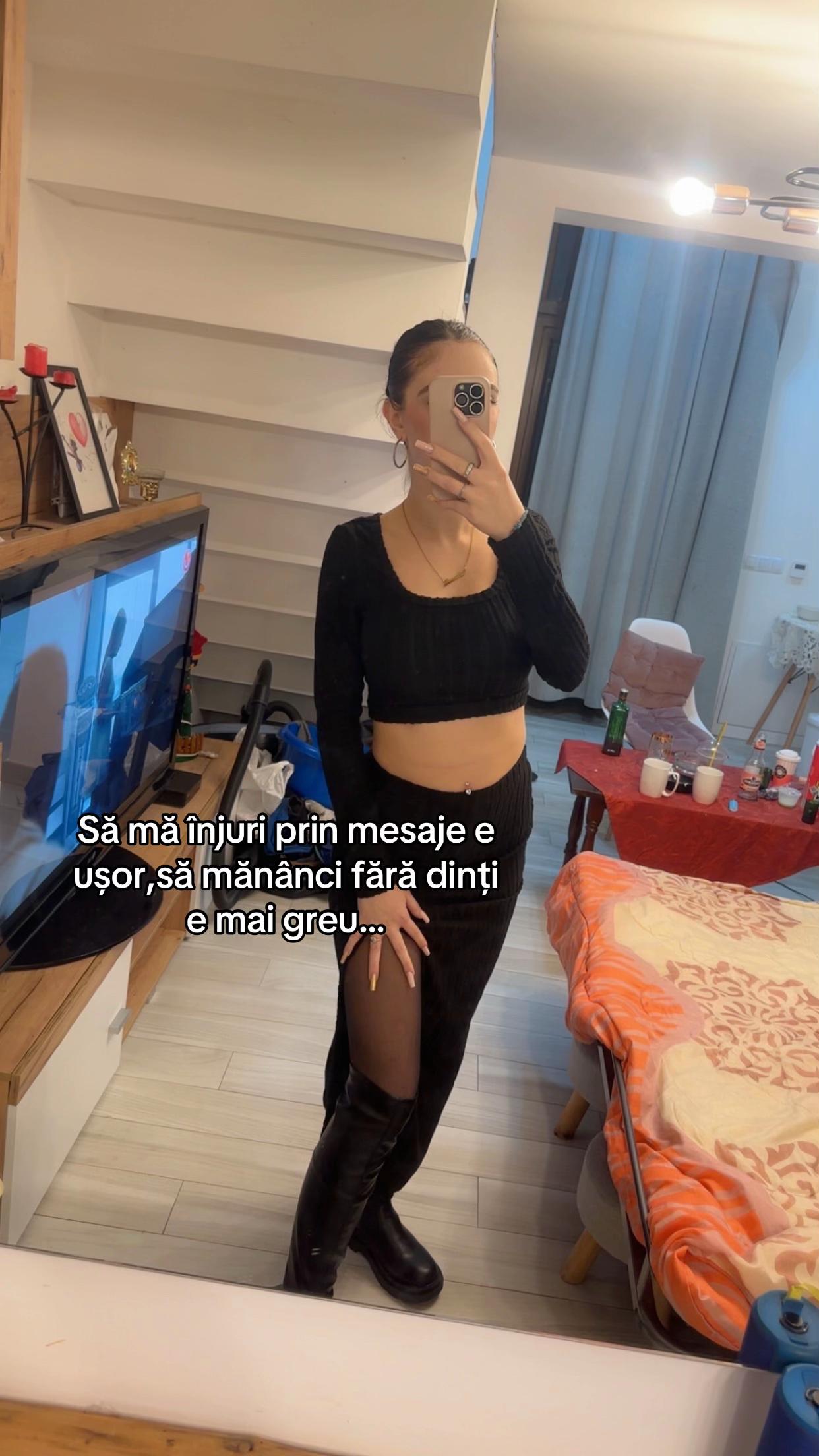 @ur mom?