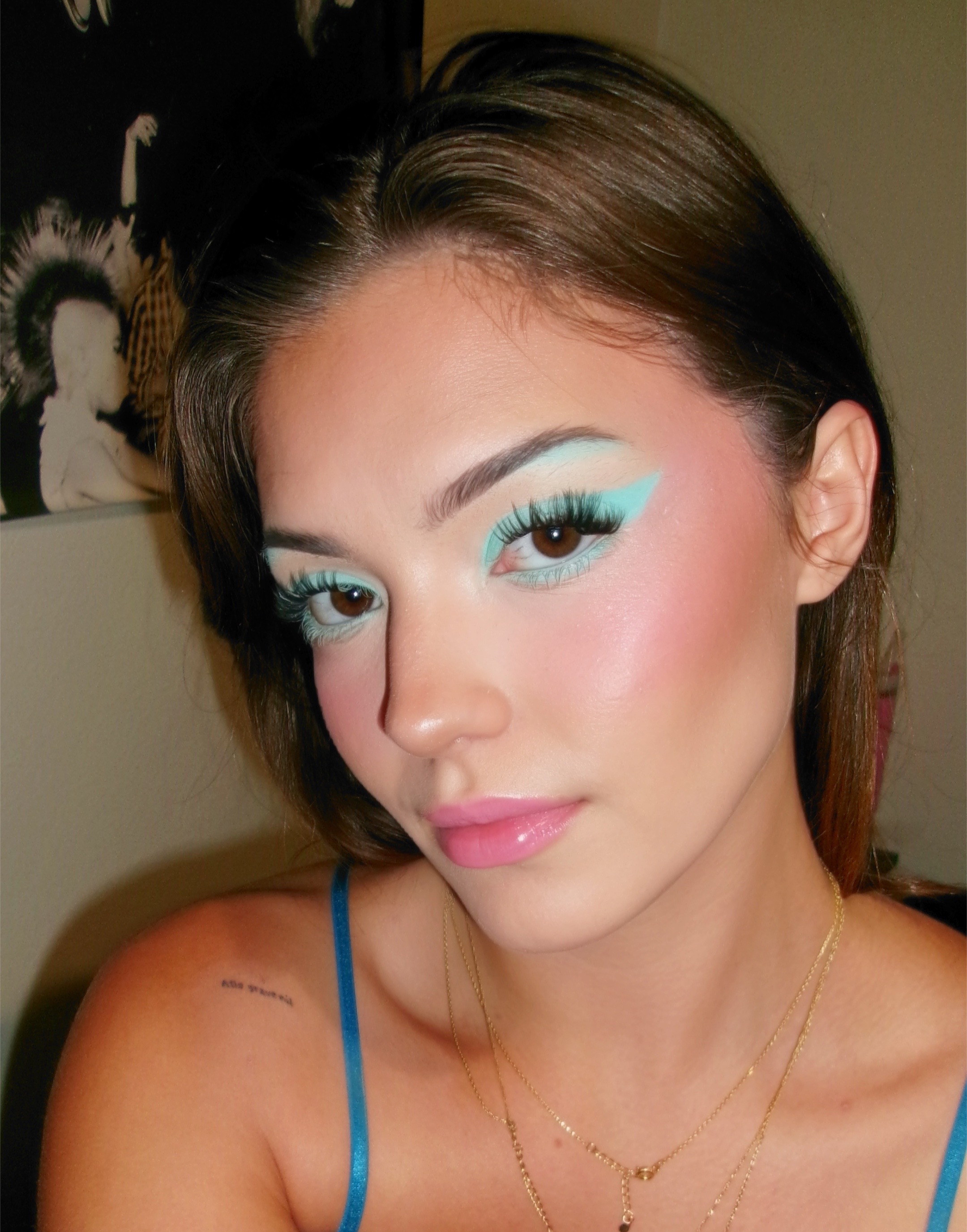@glamwithavabella
