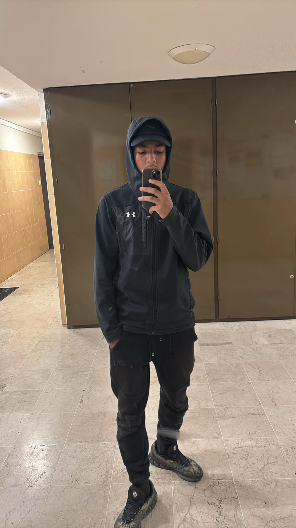 @Mlk🧟&zwj;♂️