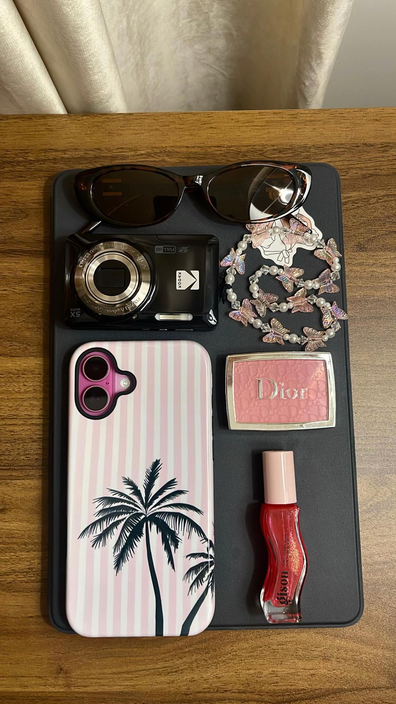@Lovely Pink