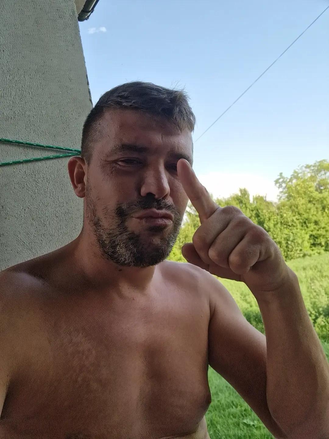 @raluca