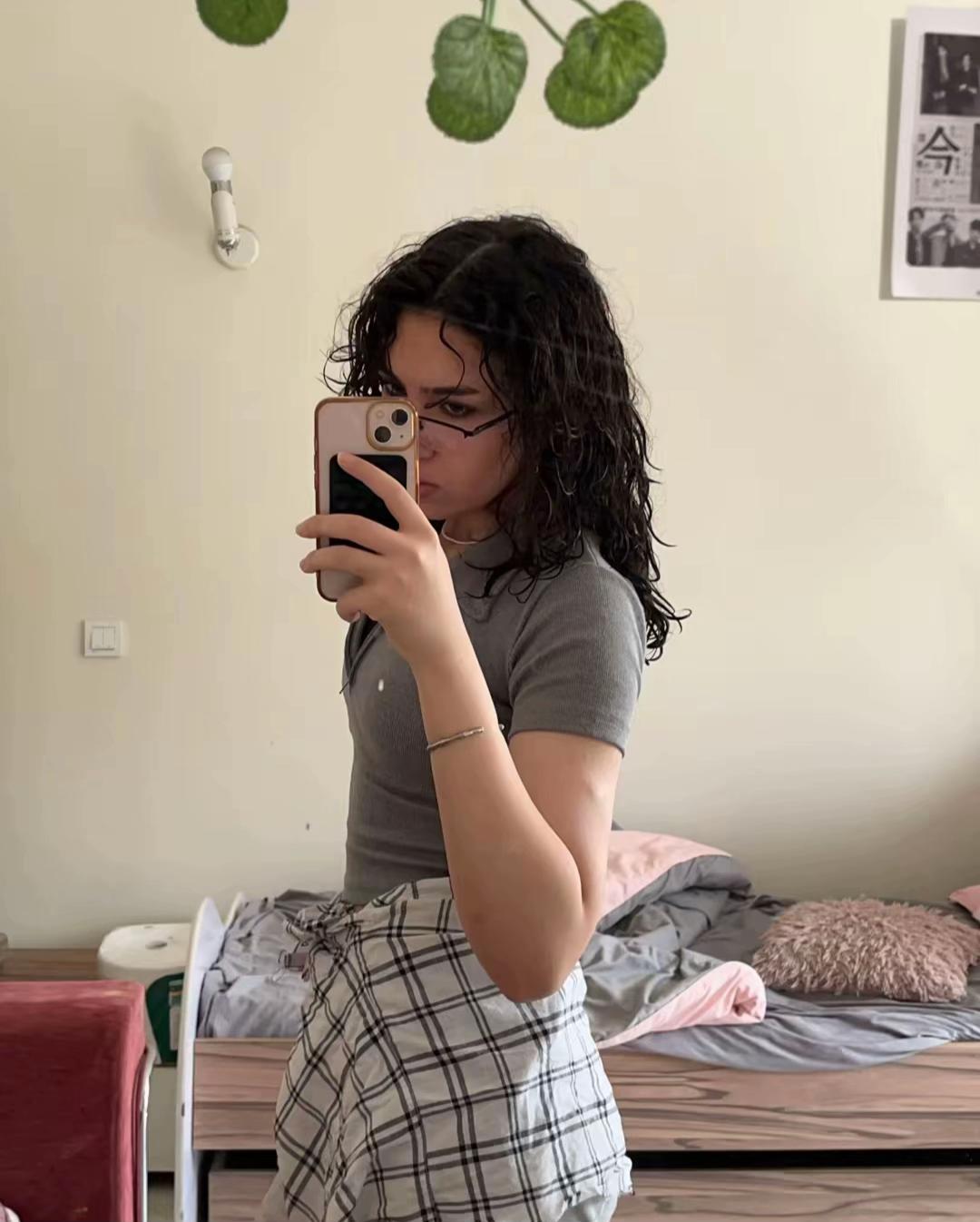 @Armita
