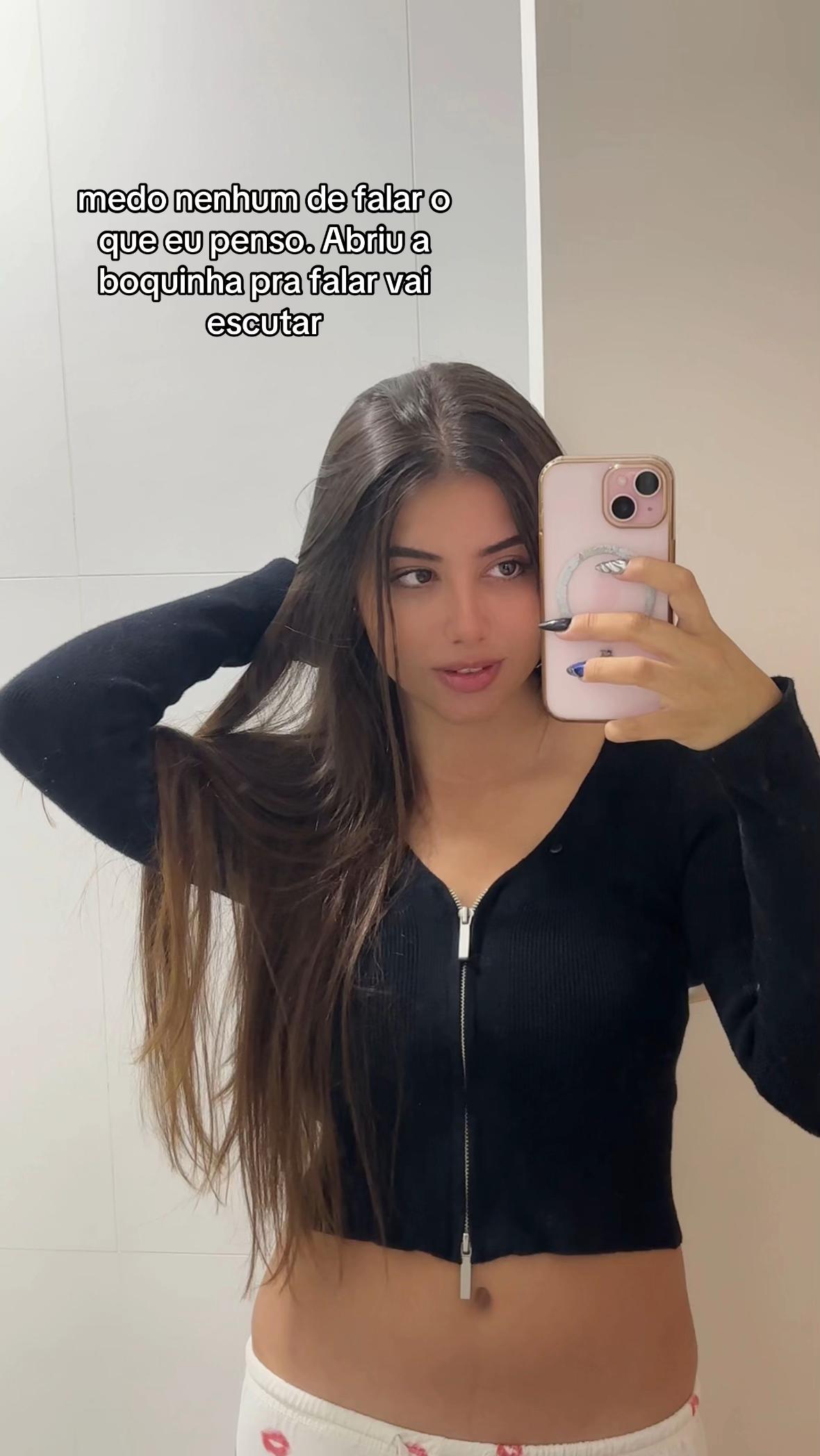 @Lara ❄️🥷