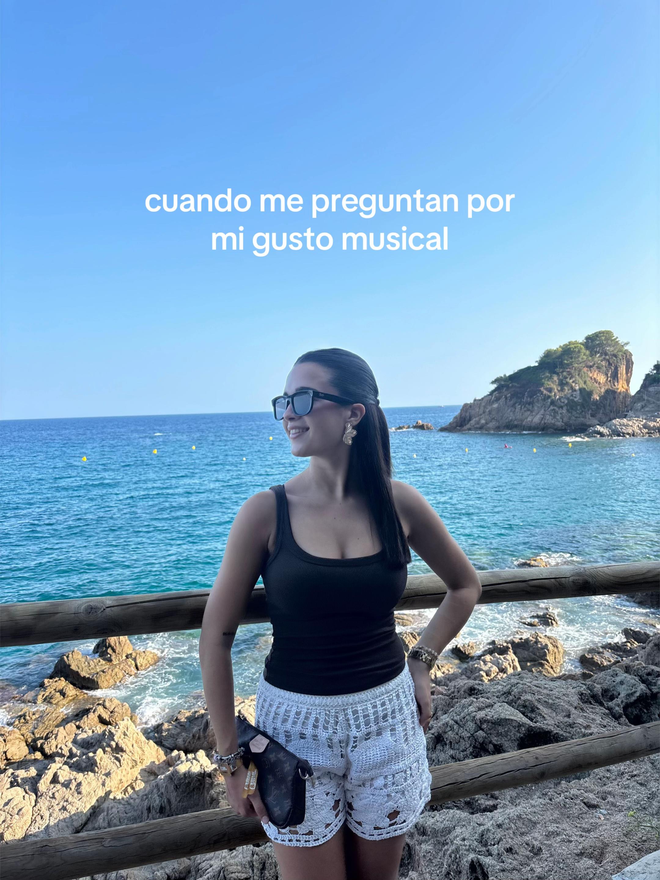 @JANA BEDOS