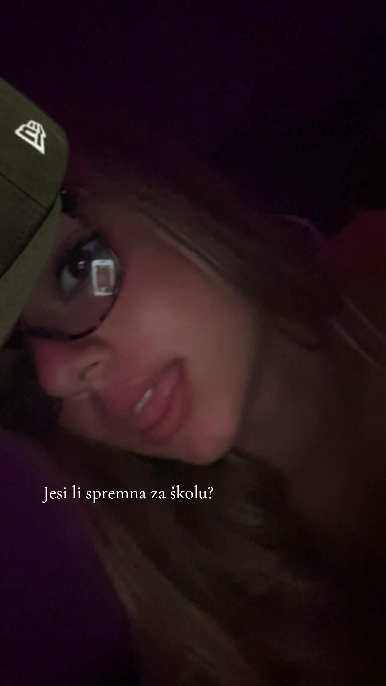 @Neli😻