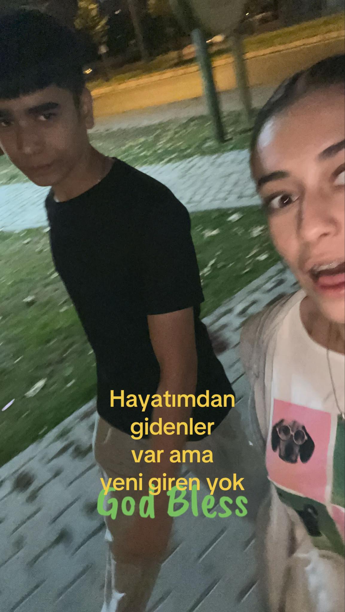 @Kükreyenarabaşıı