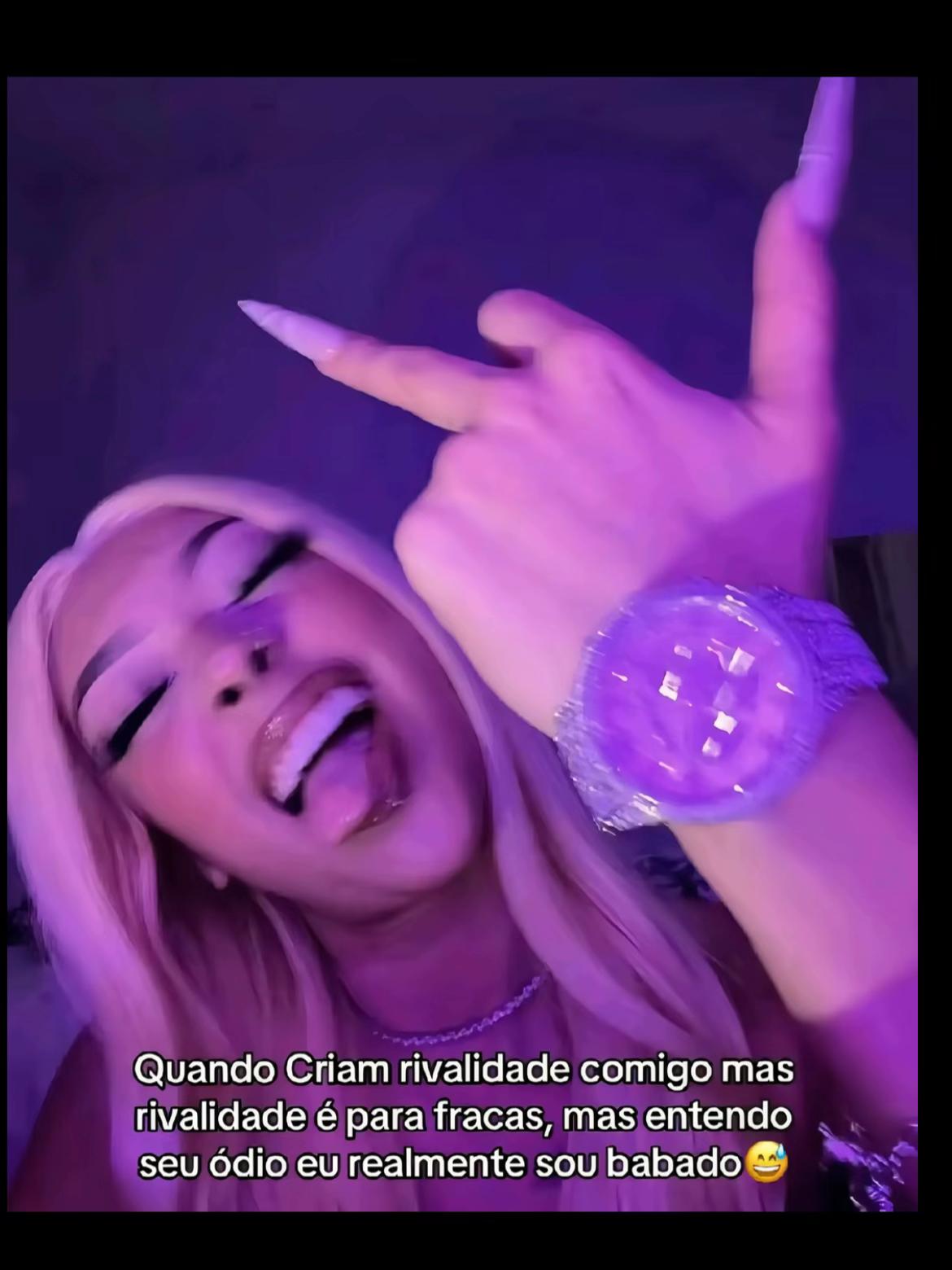 @🫠