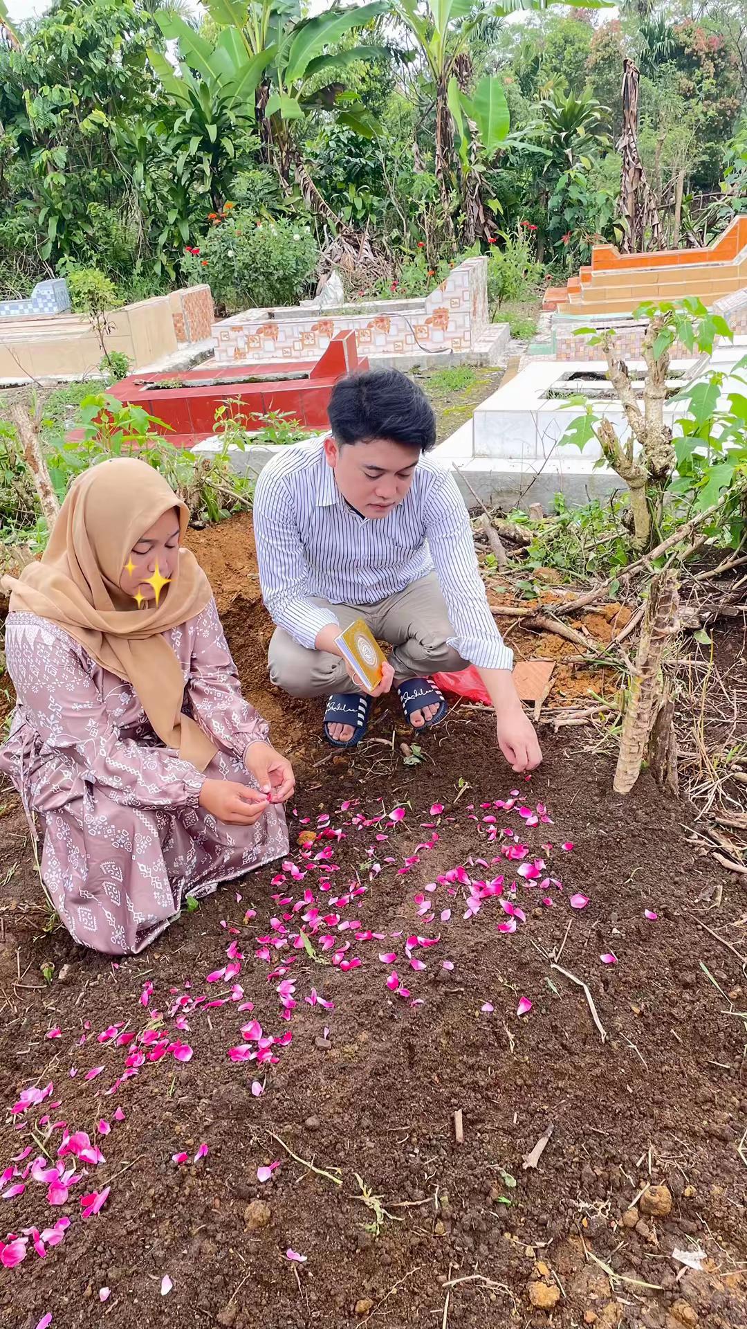 @della L Nya dua🦕
