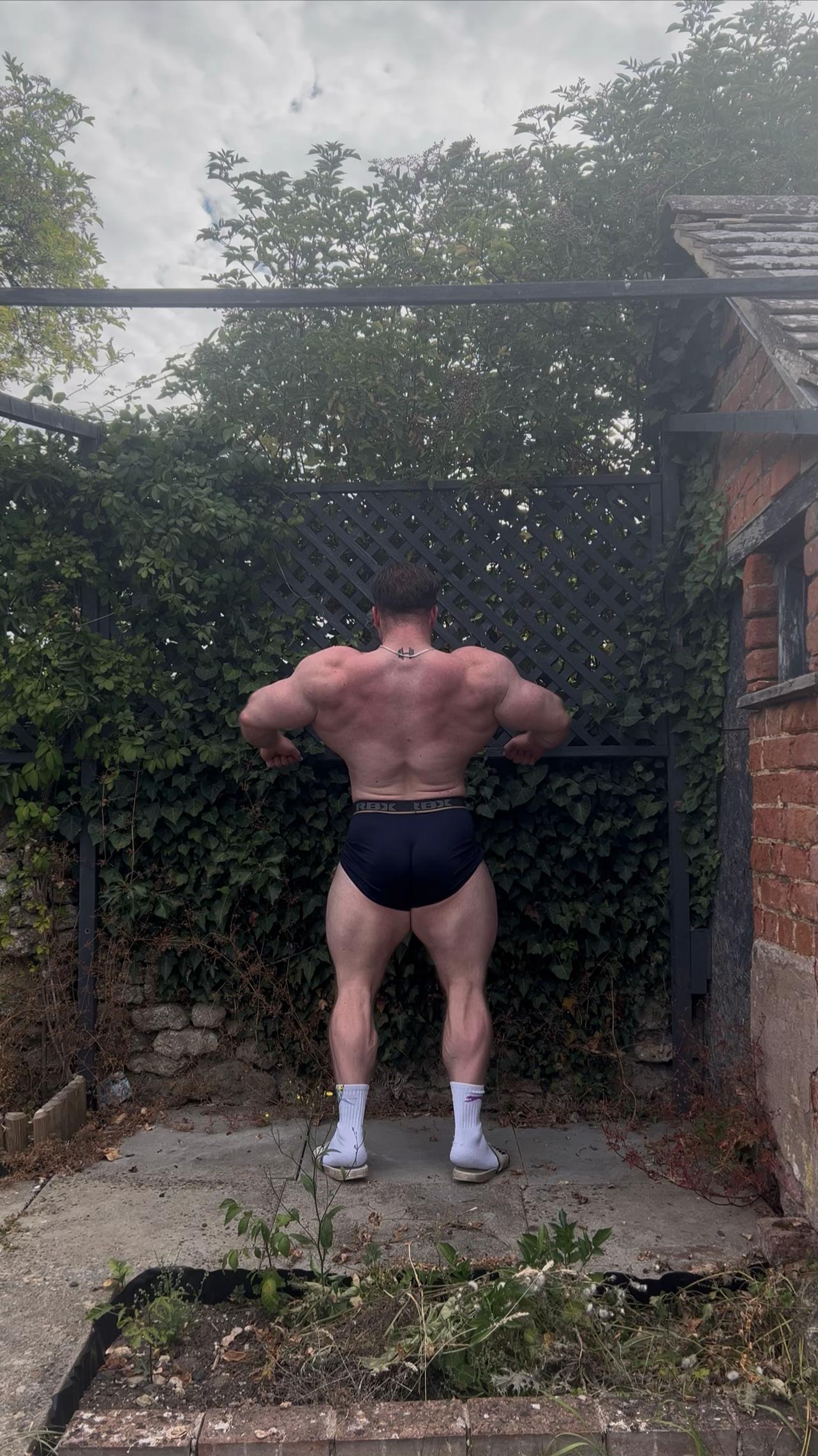 @Cameronflexx
