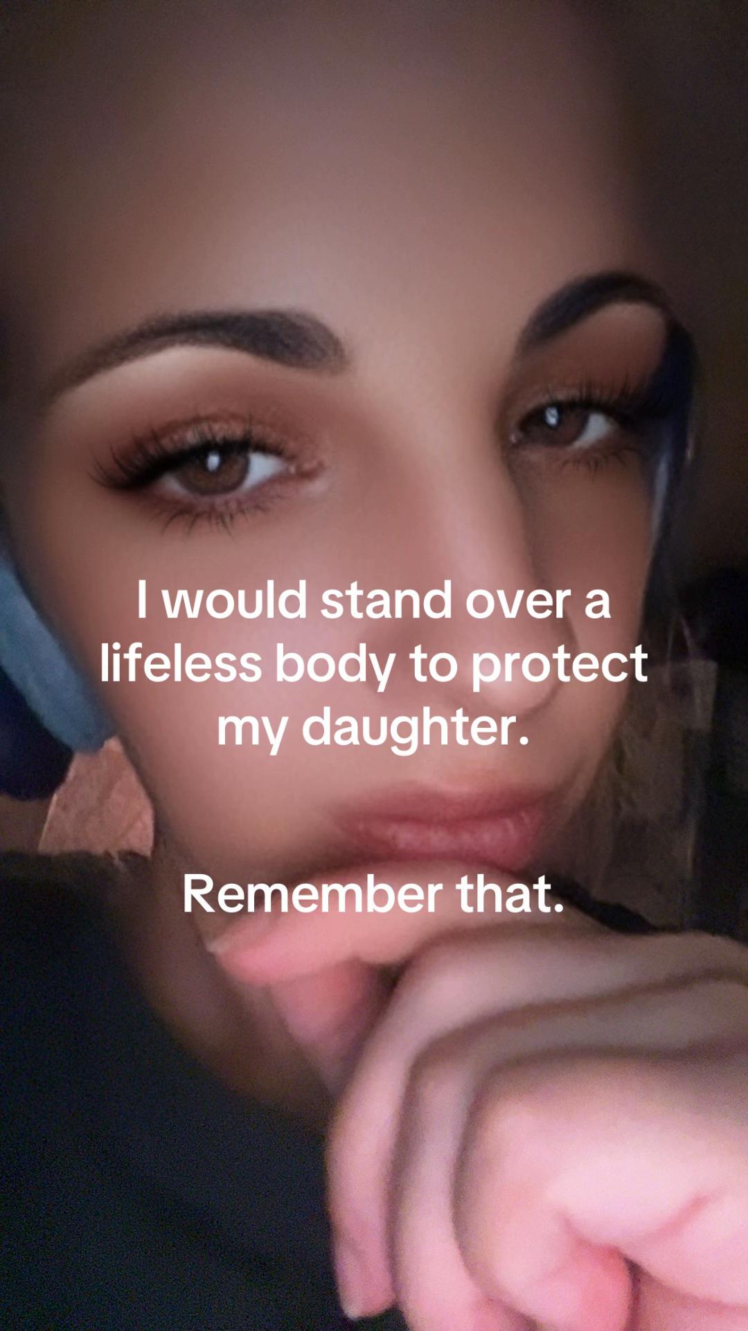 @miss_mercedesbenz