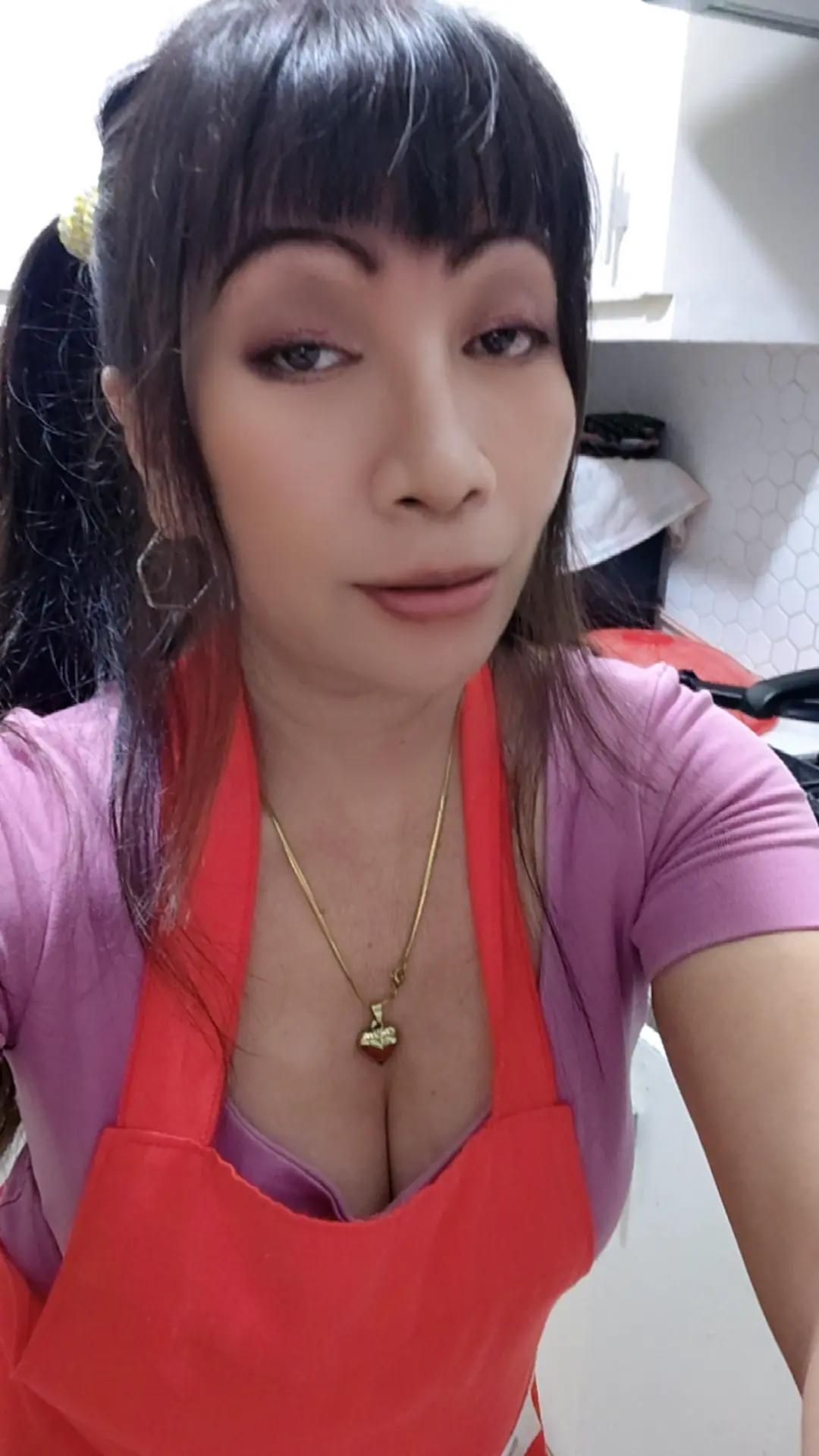 @yummychef maria padilla.