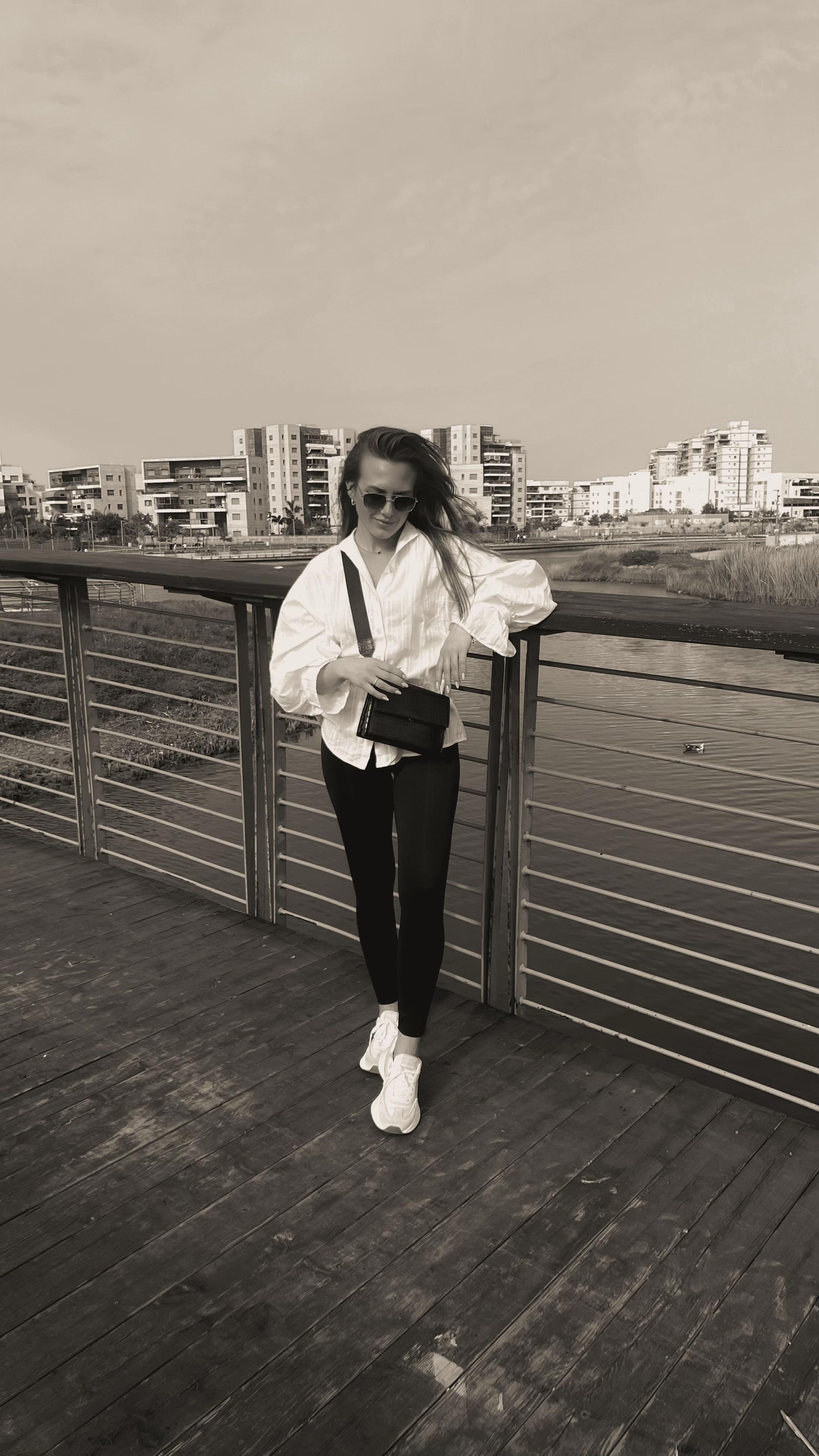 @YARÝNA