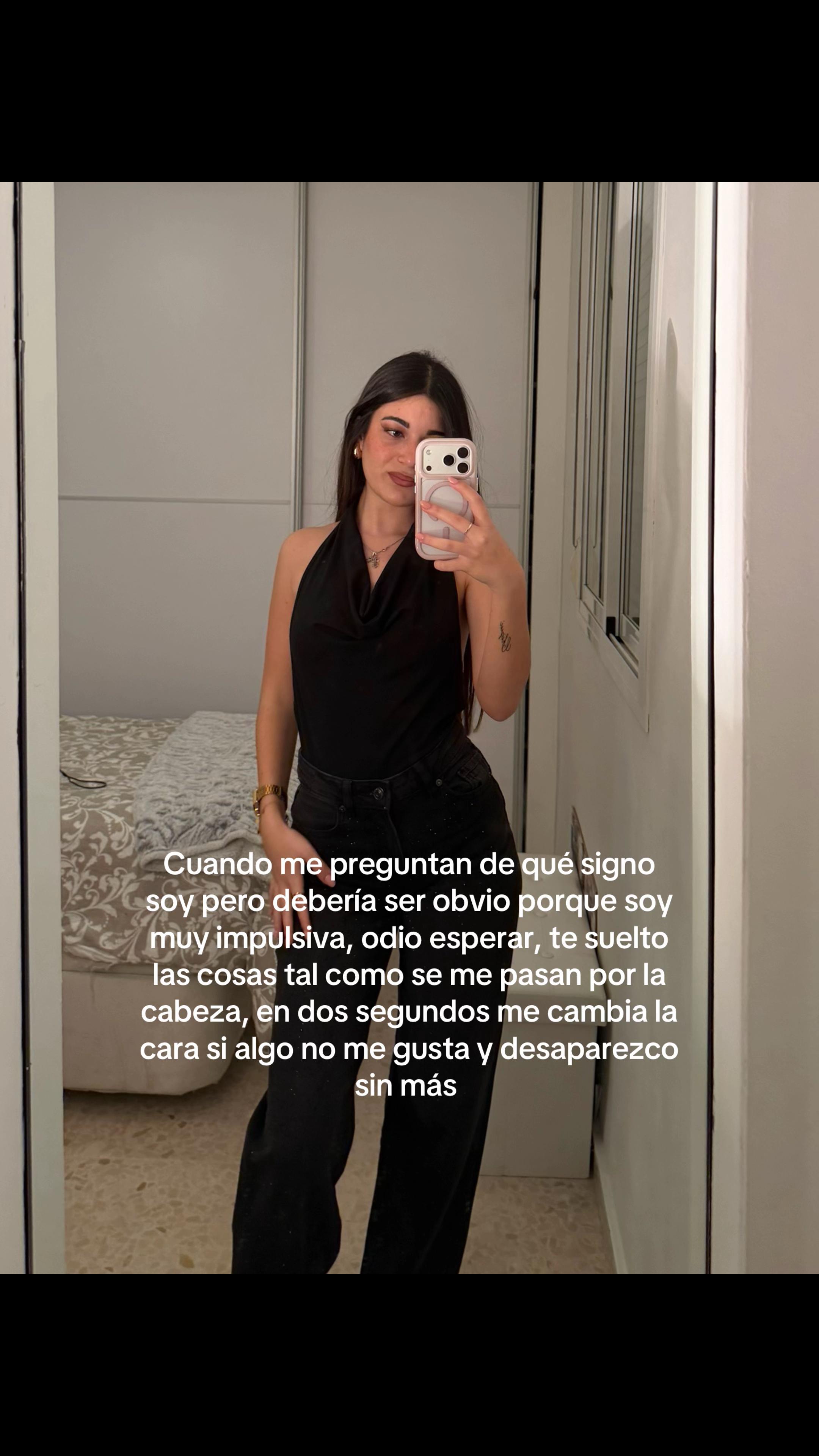 @María