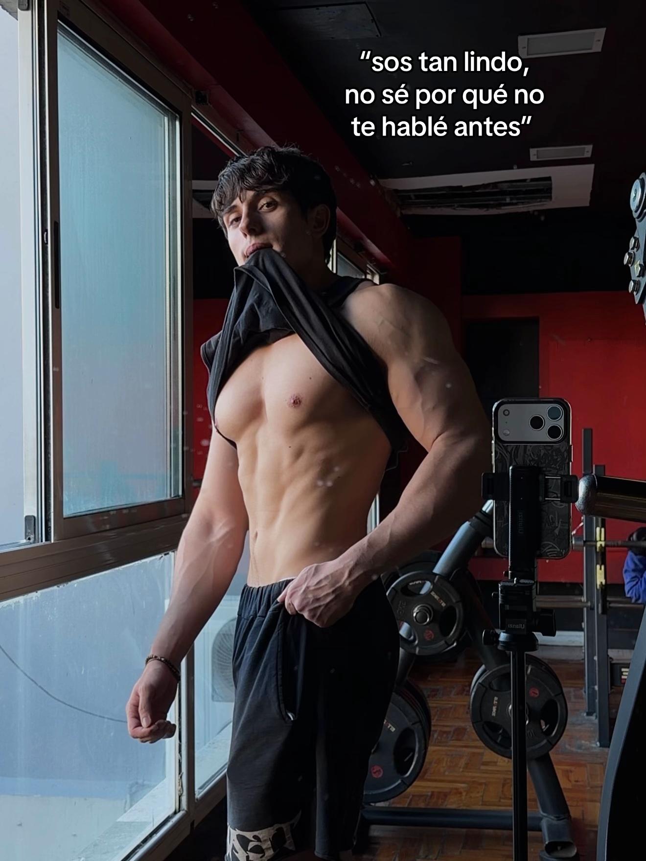 @bauchava