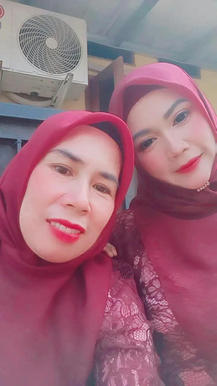 @Rhieya N.S