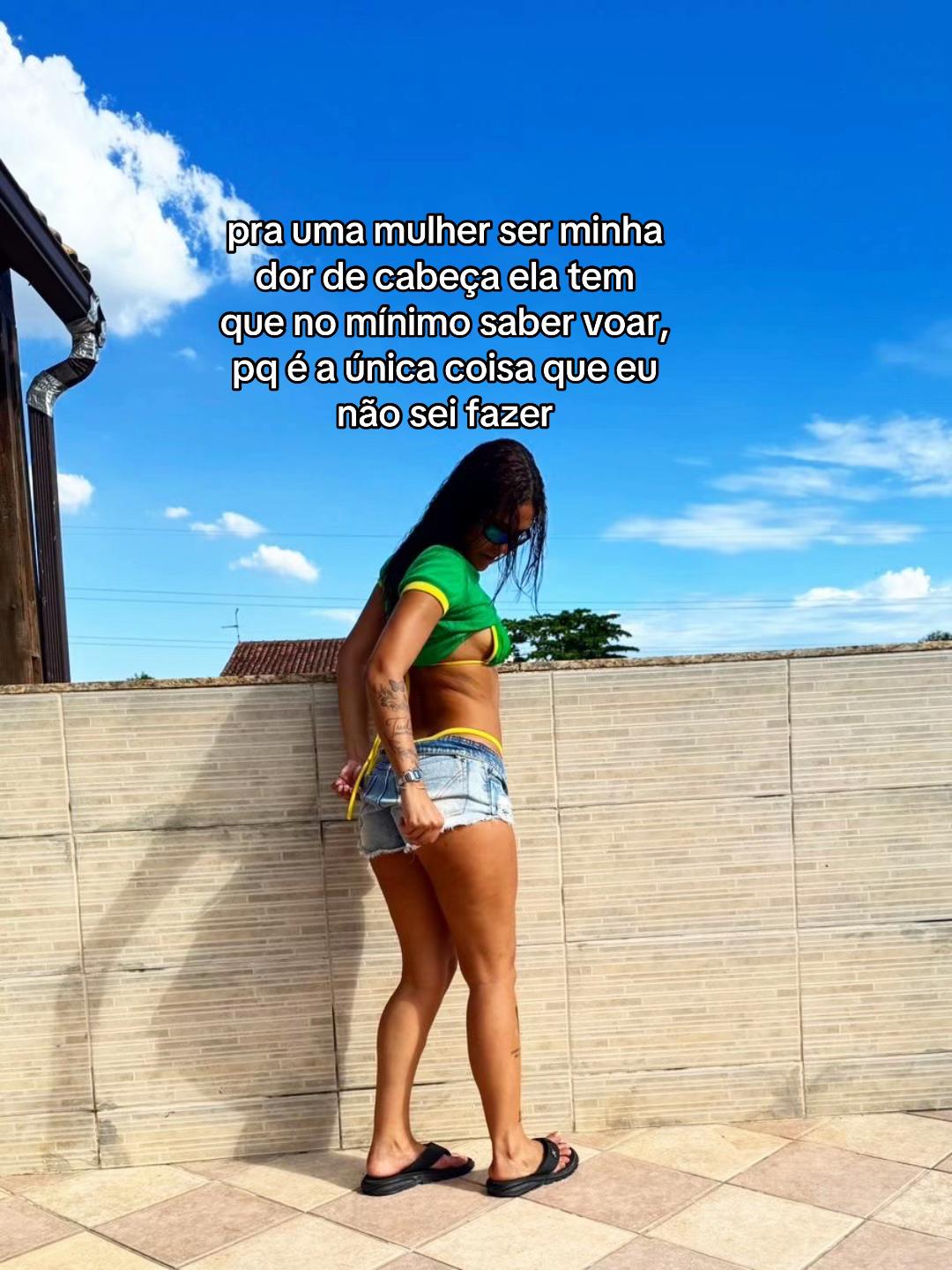 @hyas