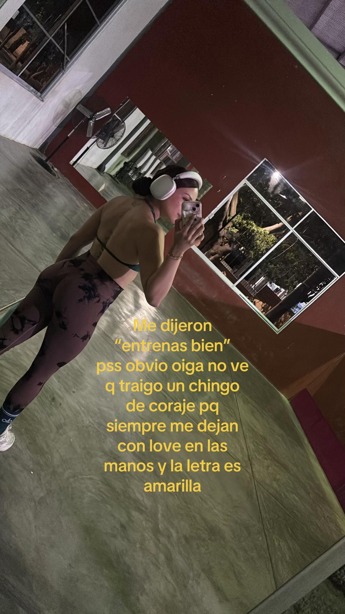 @Samantha🦦