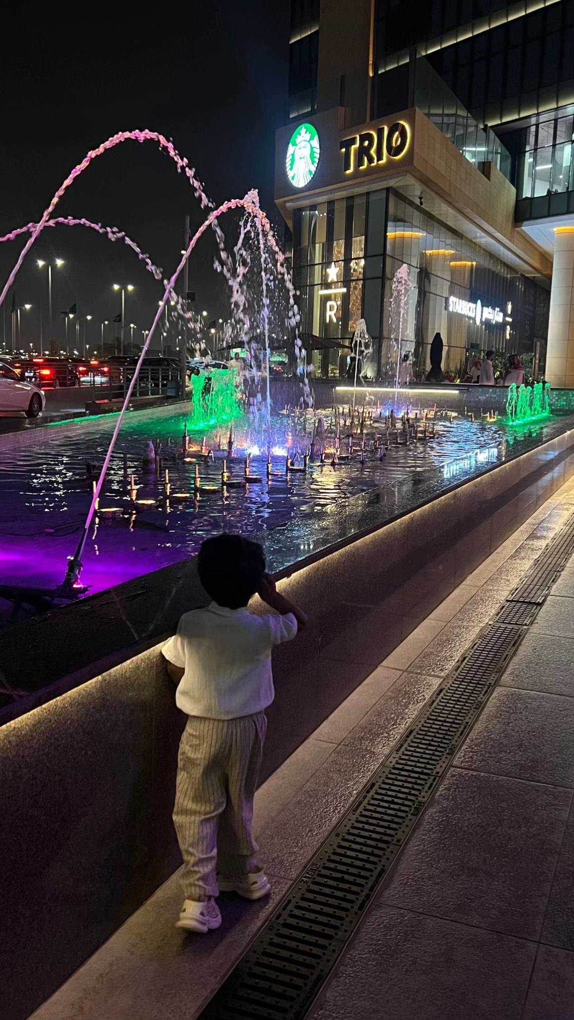 @سوير 🦋.
