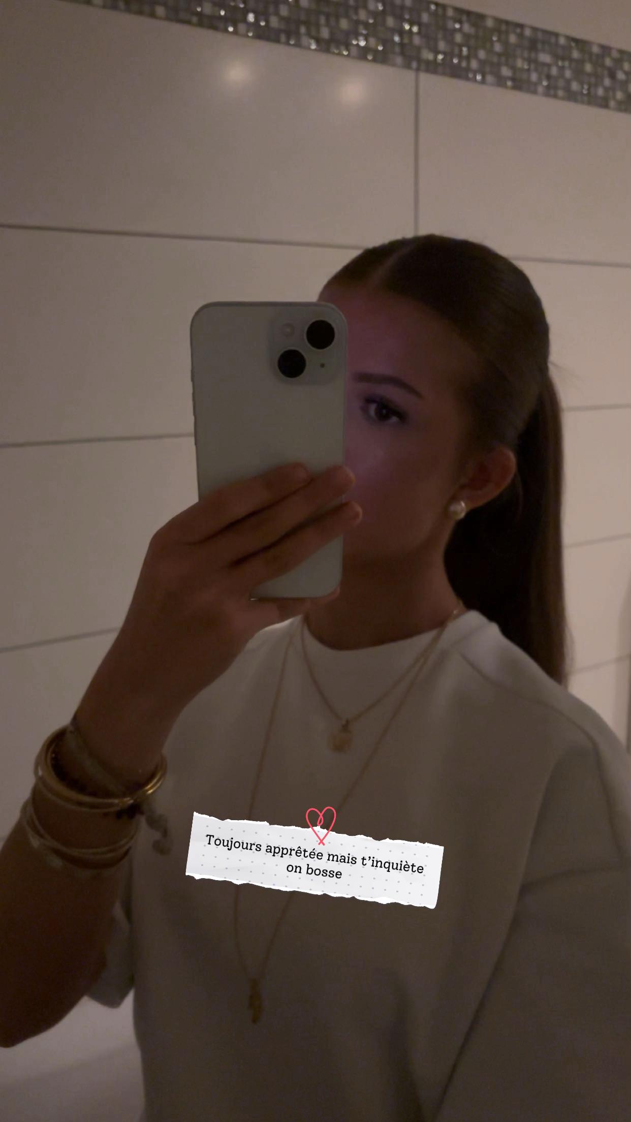 @𝓘