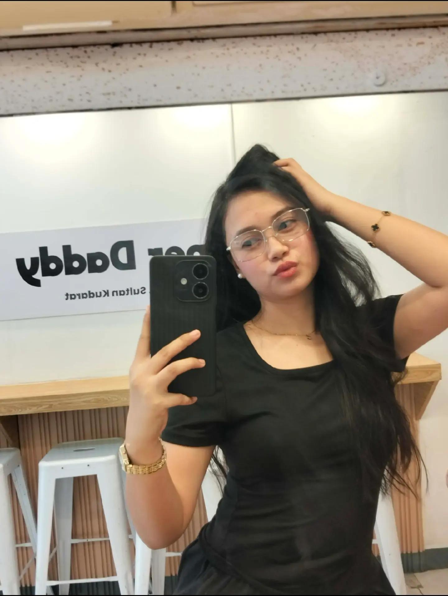 @Clara