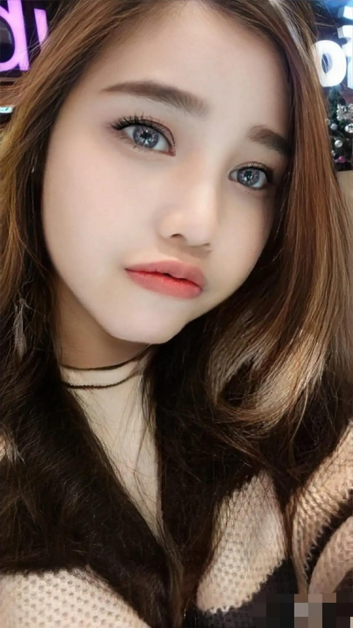 @Ainah15