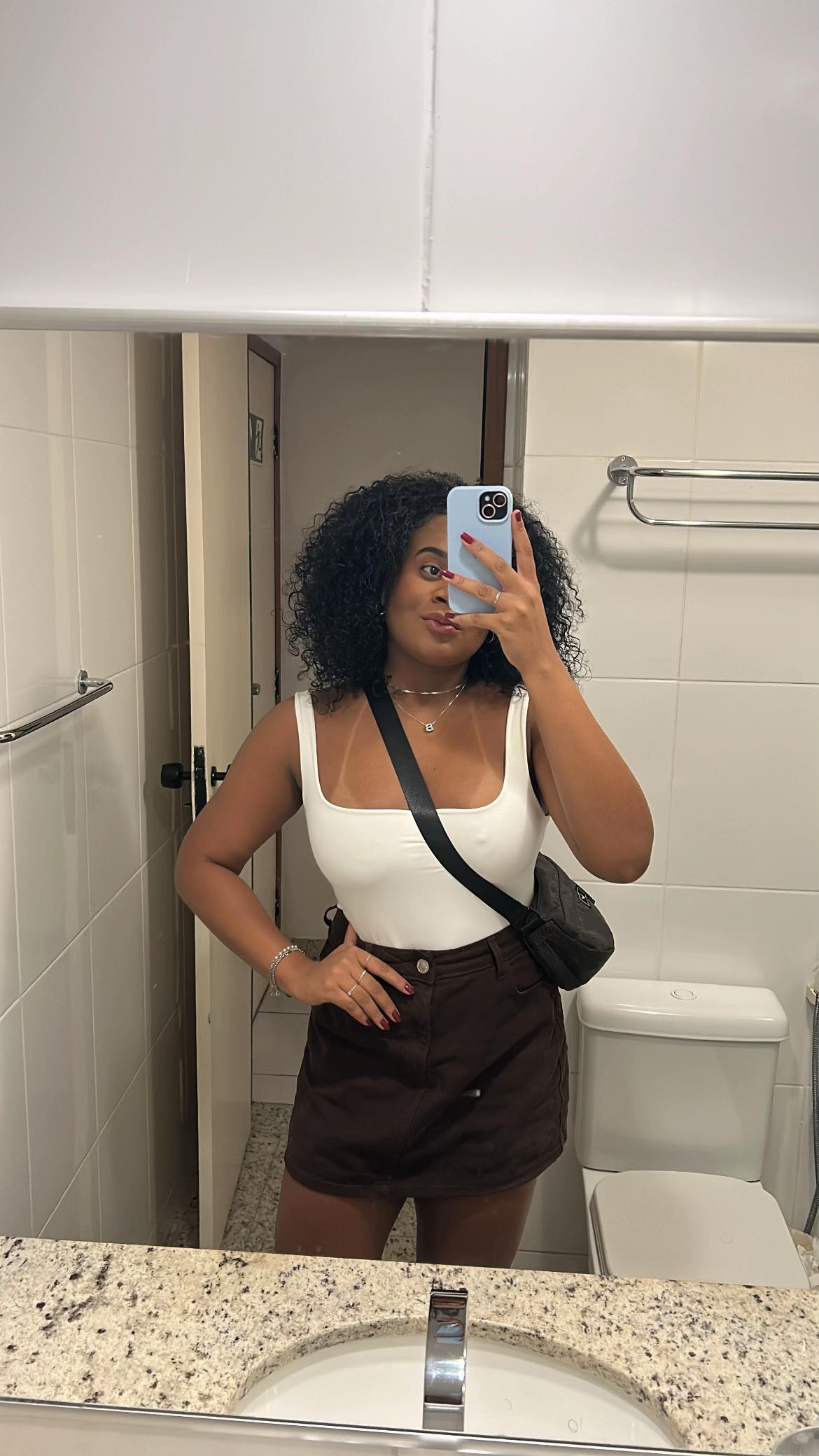 @Brena Santos