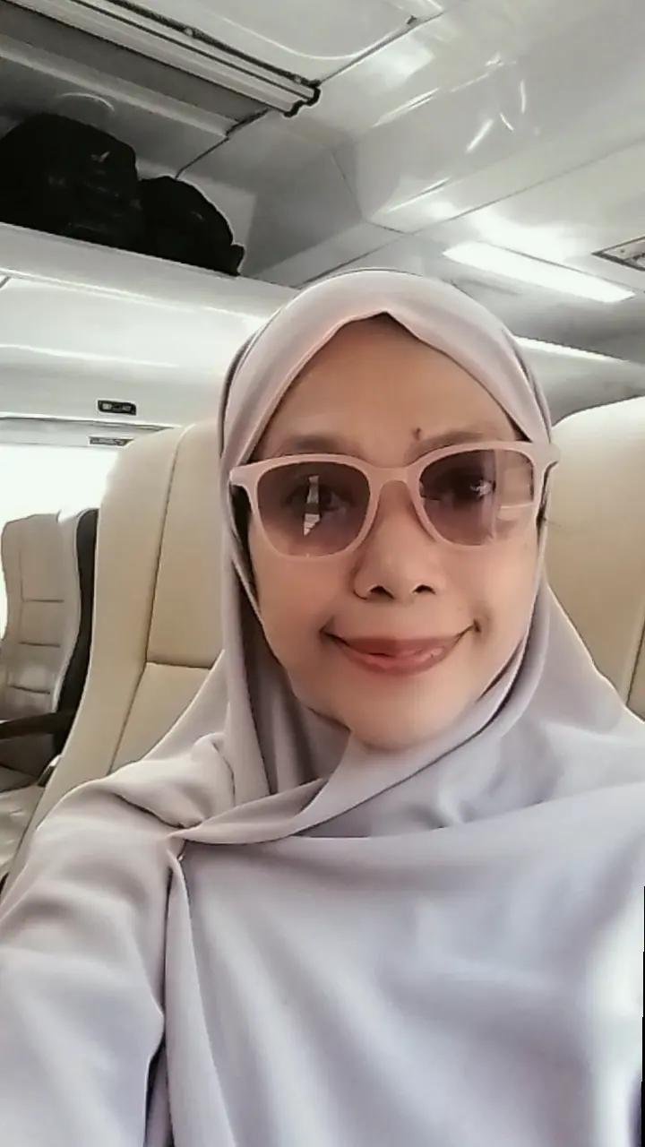 @Lia Hassan