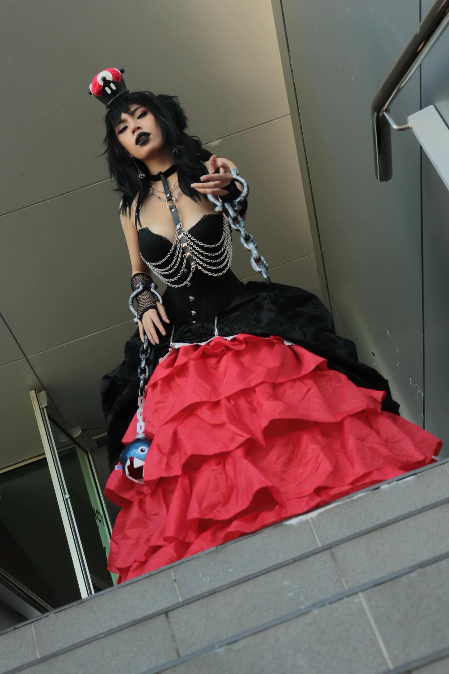 @DIAVAL • COS