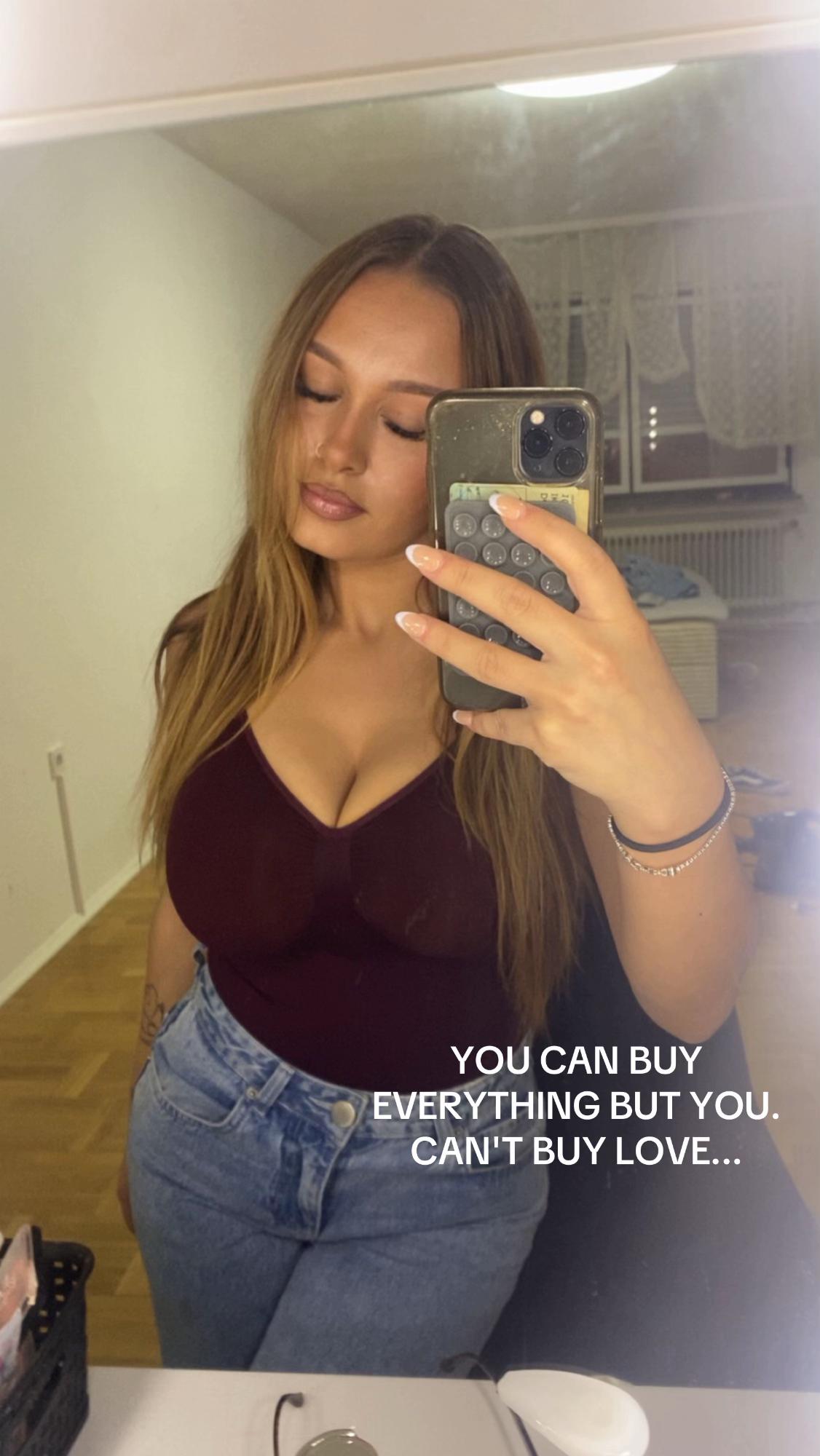 @deniseee.la