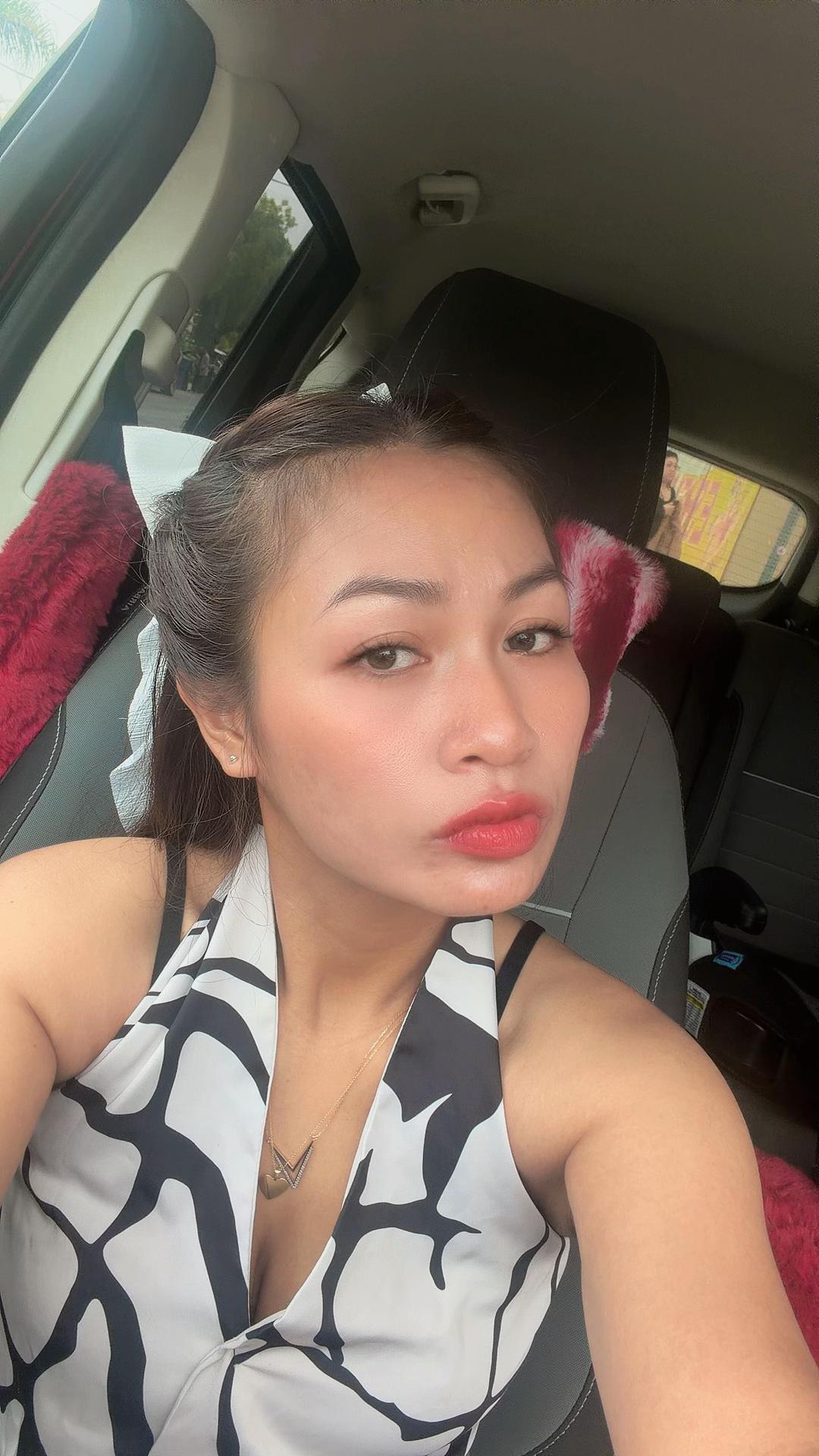@Nika Yuni 🌹