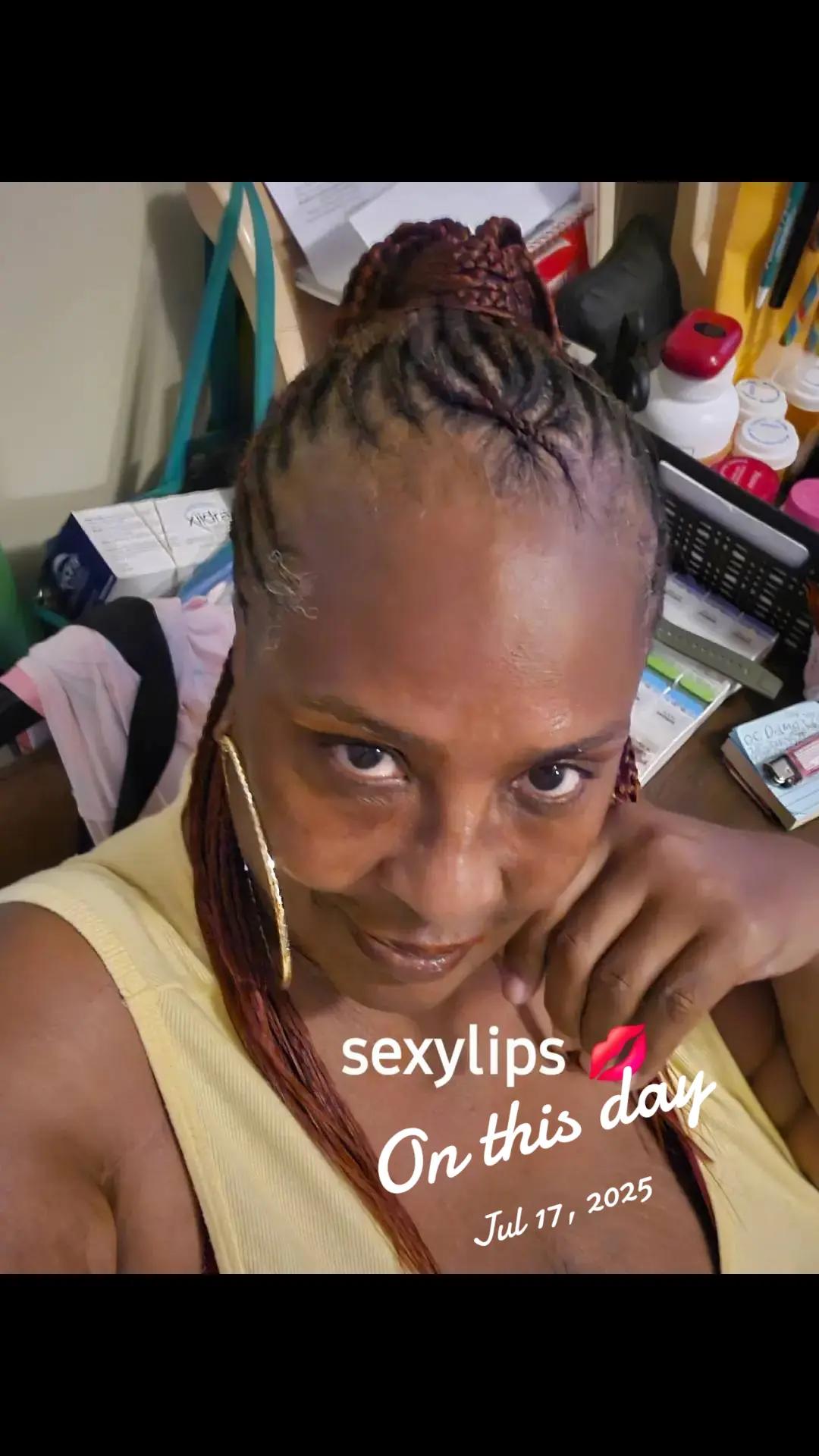 @Sexylips