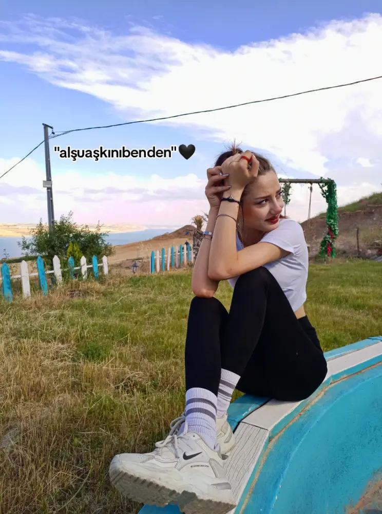 @ℕisa ℕur"♡