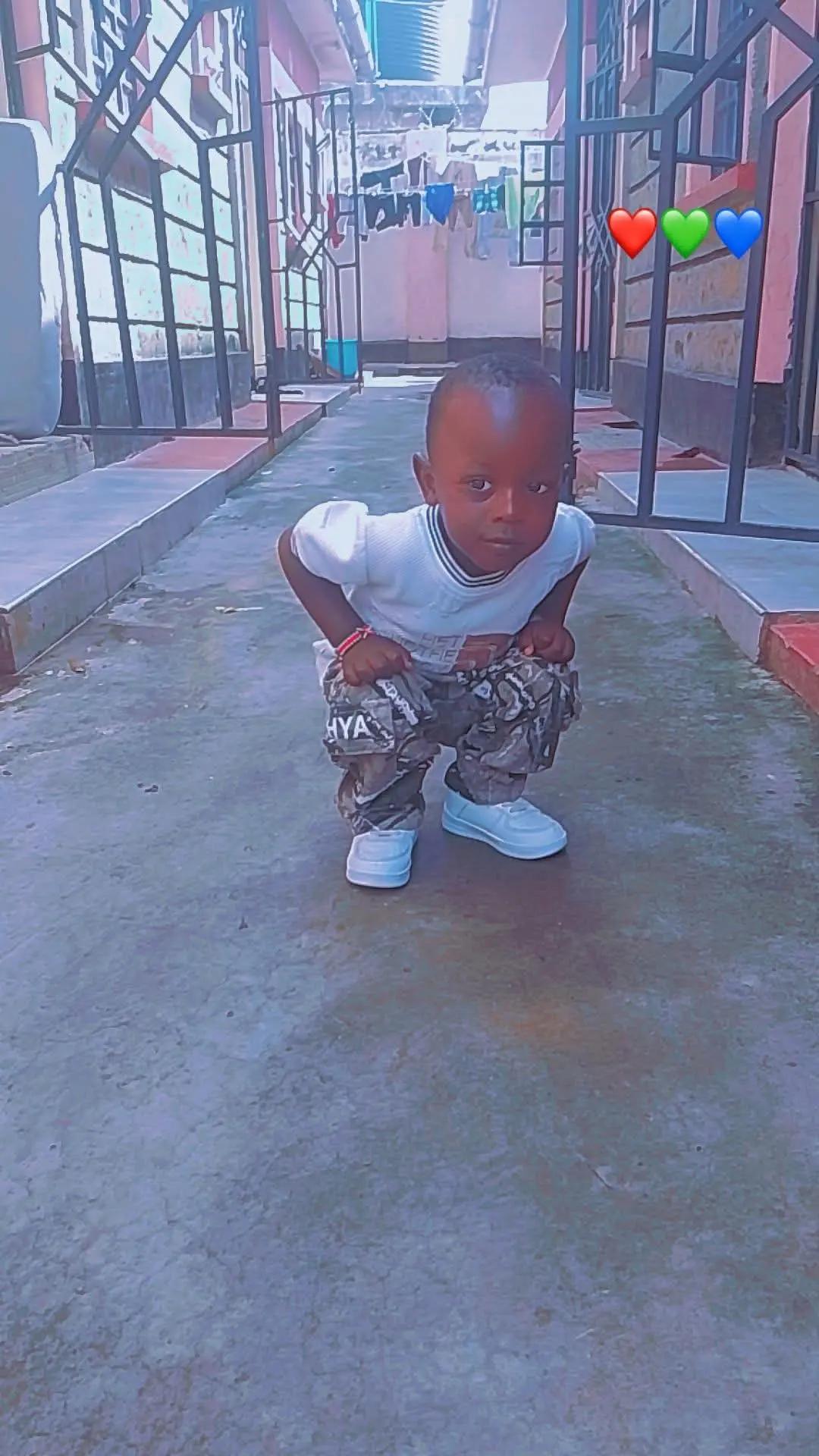 @Ezii