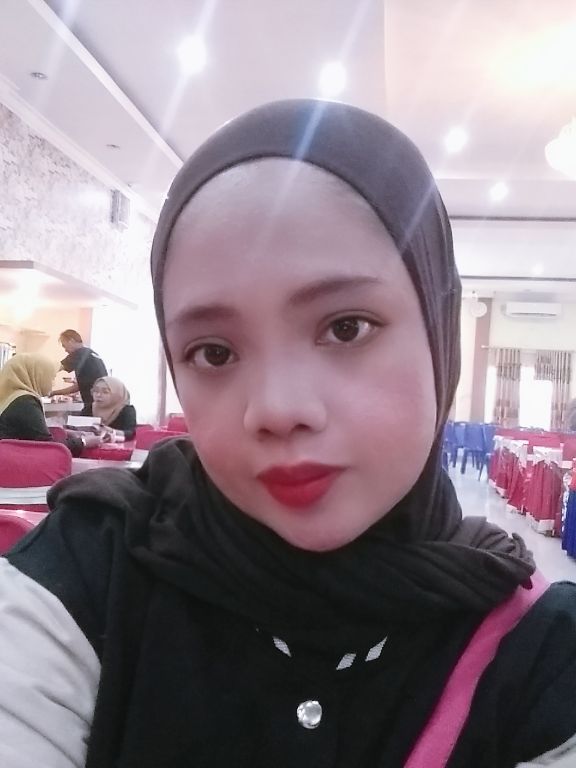@Uni Risna