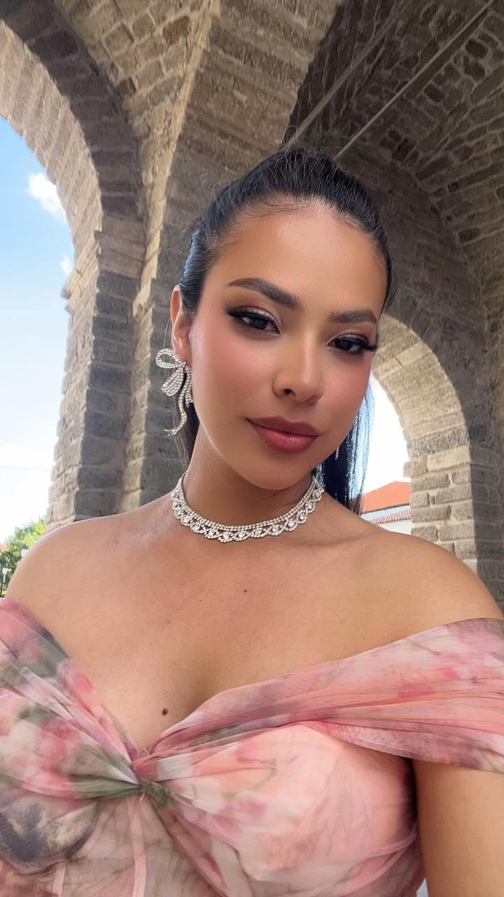 @Alexandra Lizarme