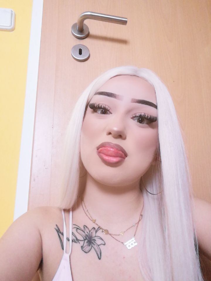 @𝒜𝒹𝒿𝒶𝒶𝒶𝒶🍓