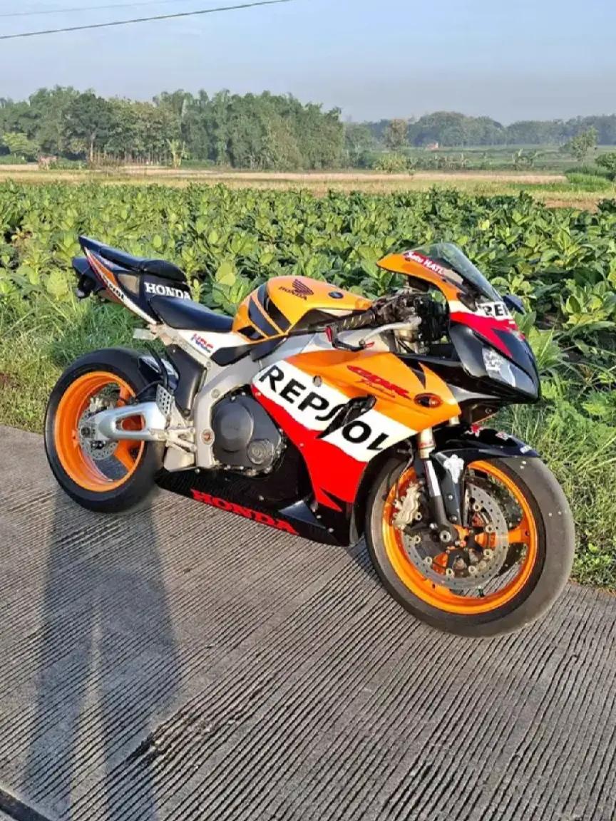 @Moto Majesty