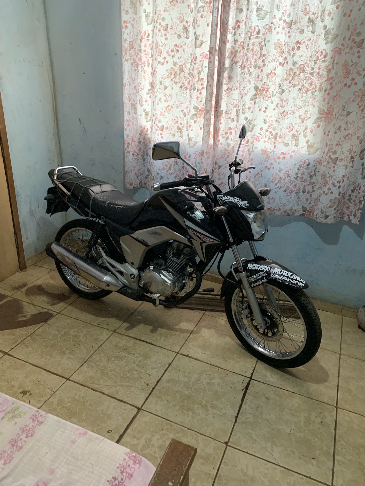 @Leoz&atilde;o