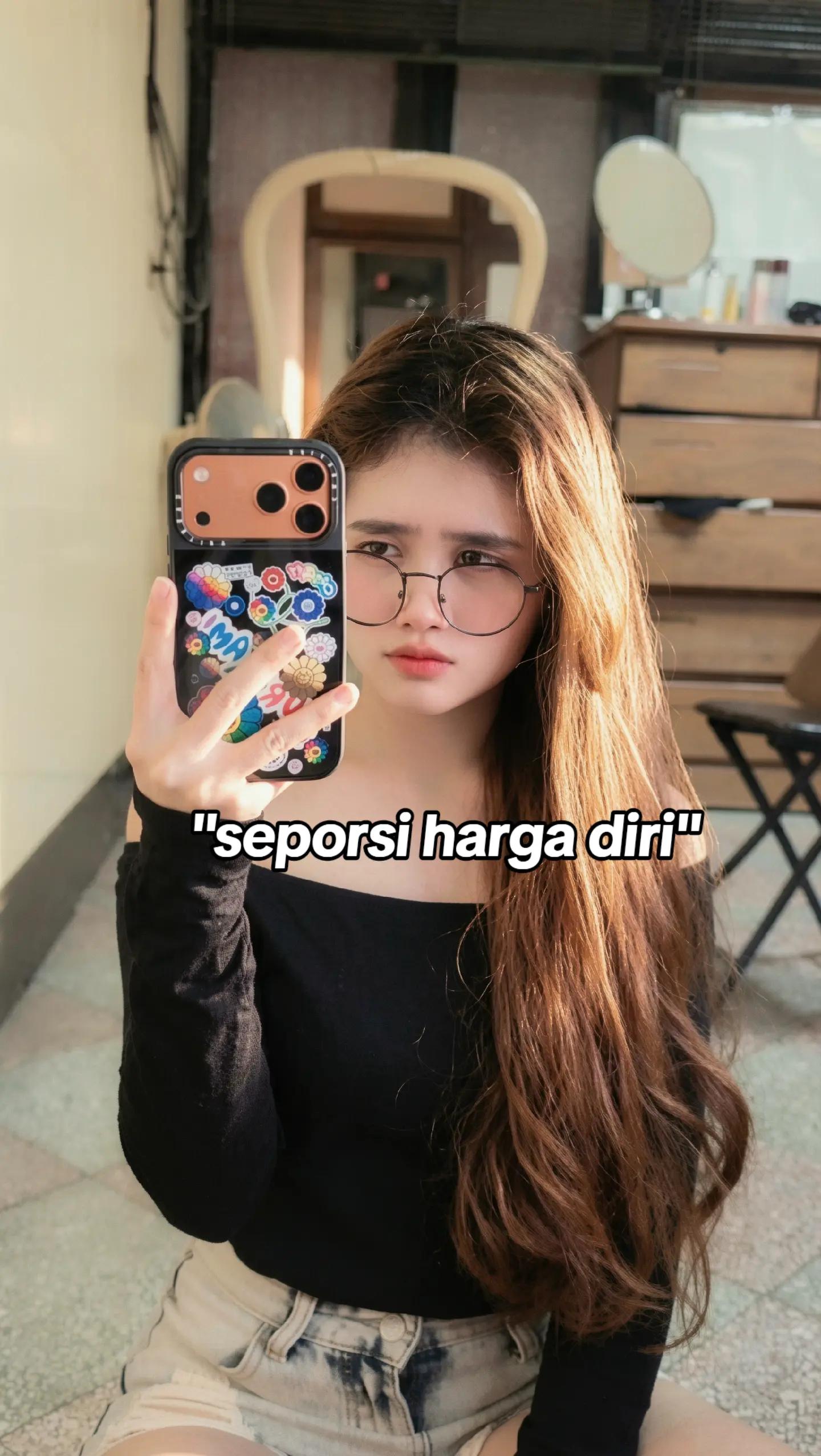 @Sephia