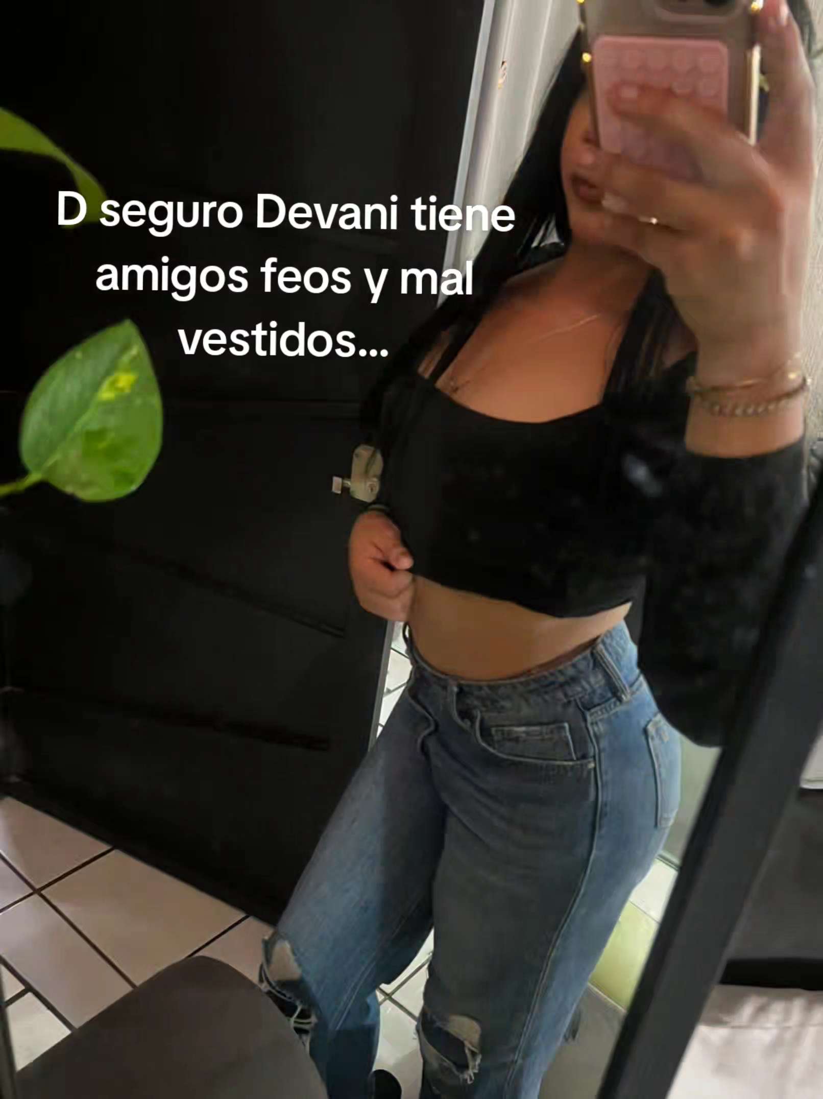 @DEVANI🎀