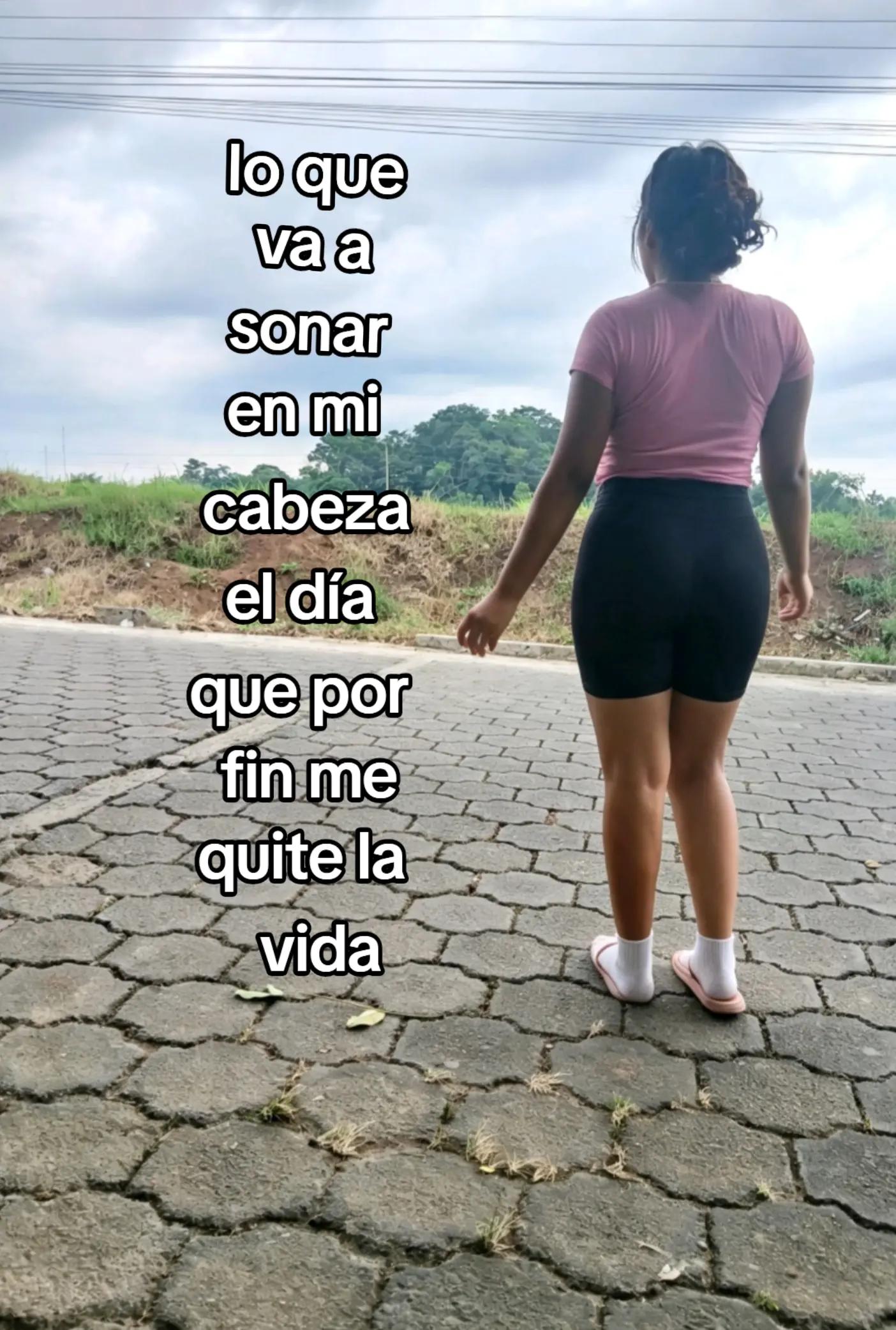 @DANIELA 🌸
