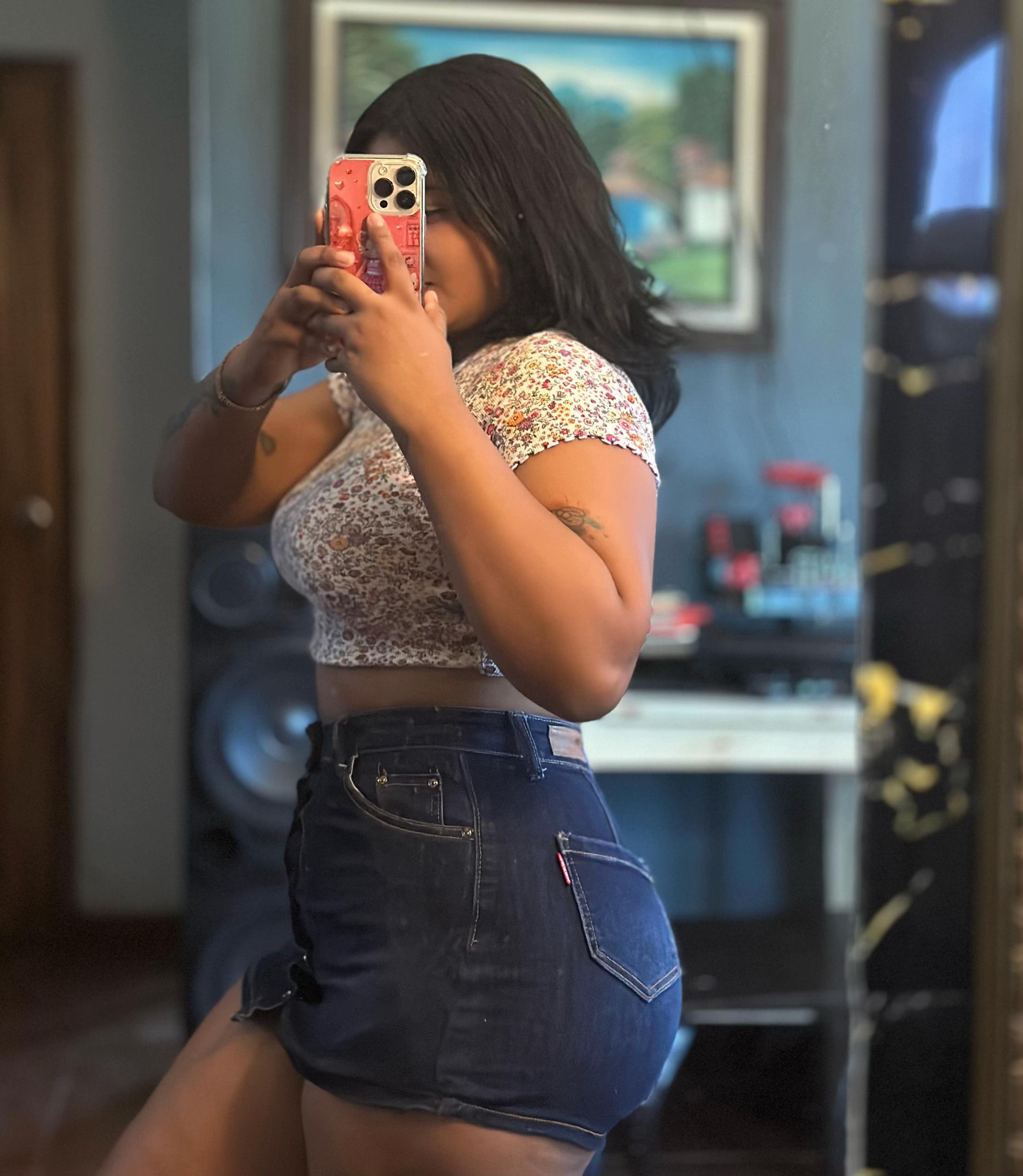@𝓜𝓲𝓬𝓱𝓮𝓵𝓵𝓮👸🏻🎀