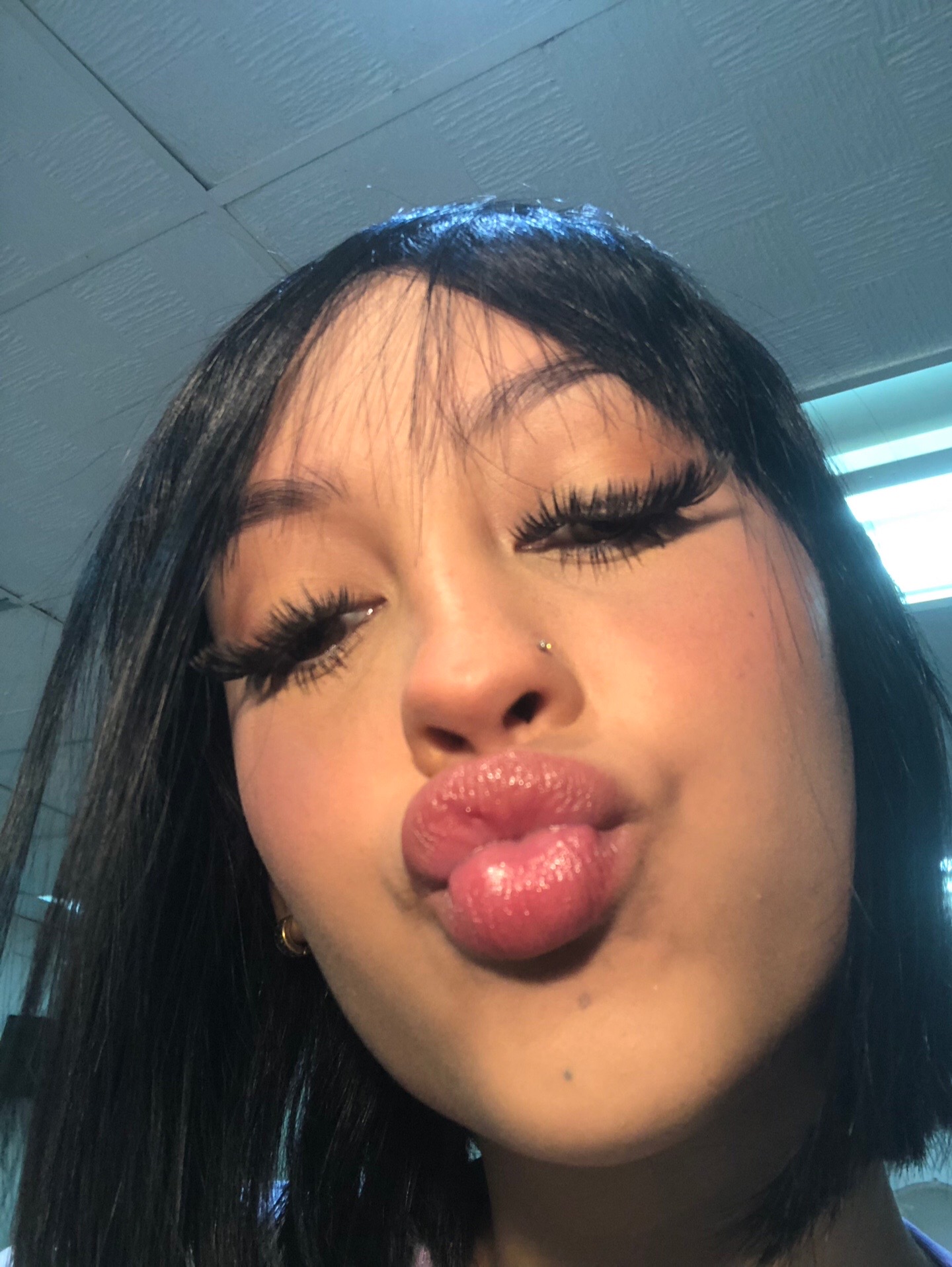 @️