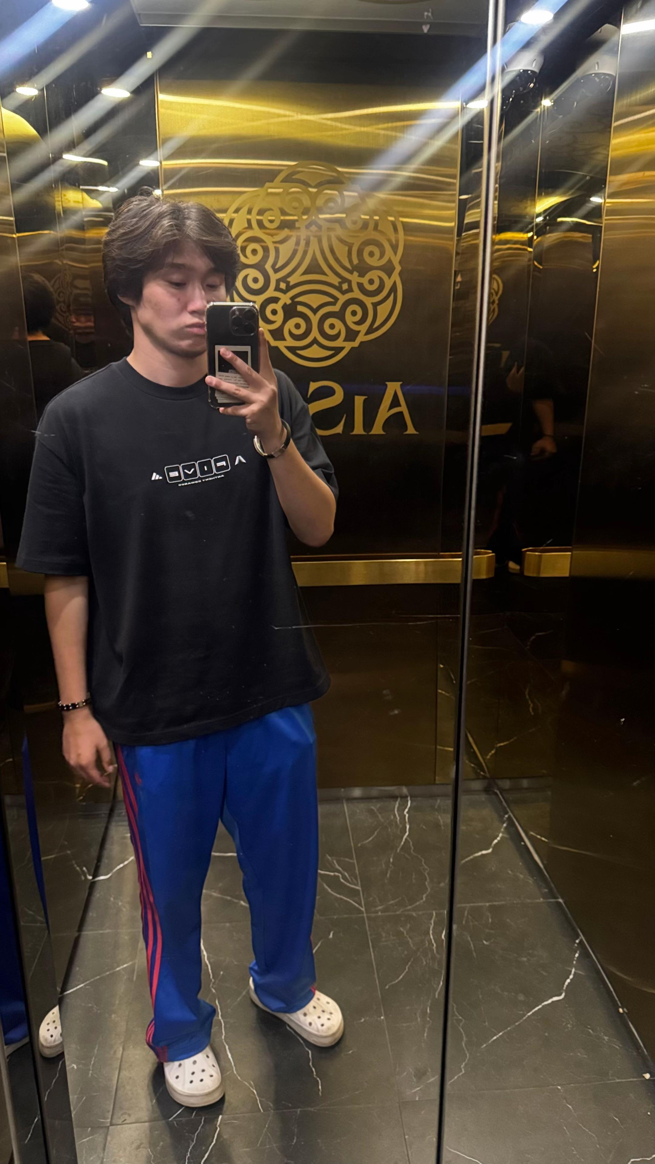 @Алишка