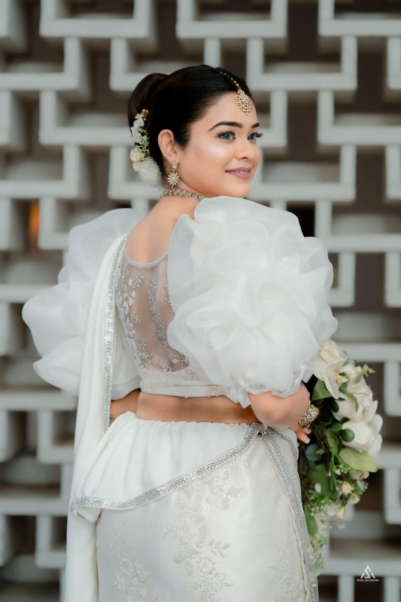 @Dinithi | නිම්නාවි 🌹